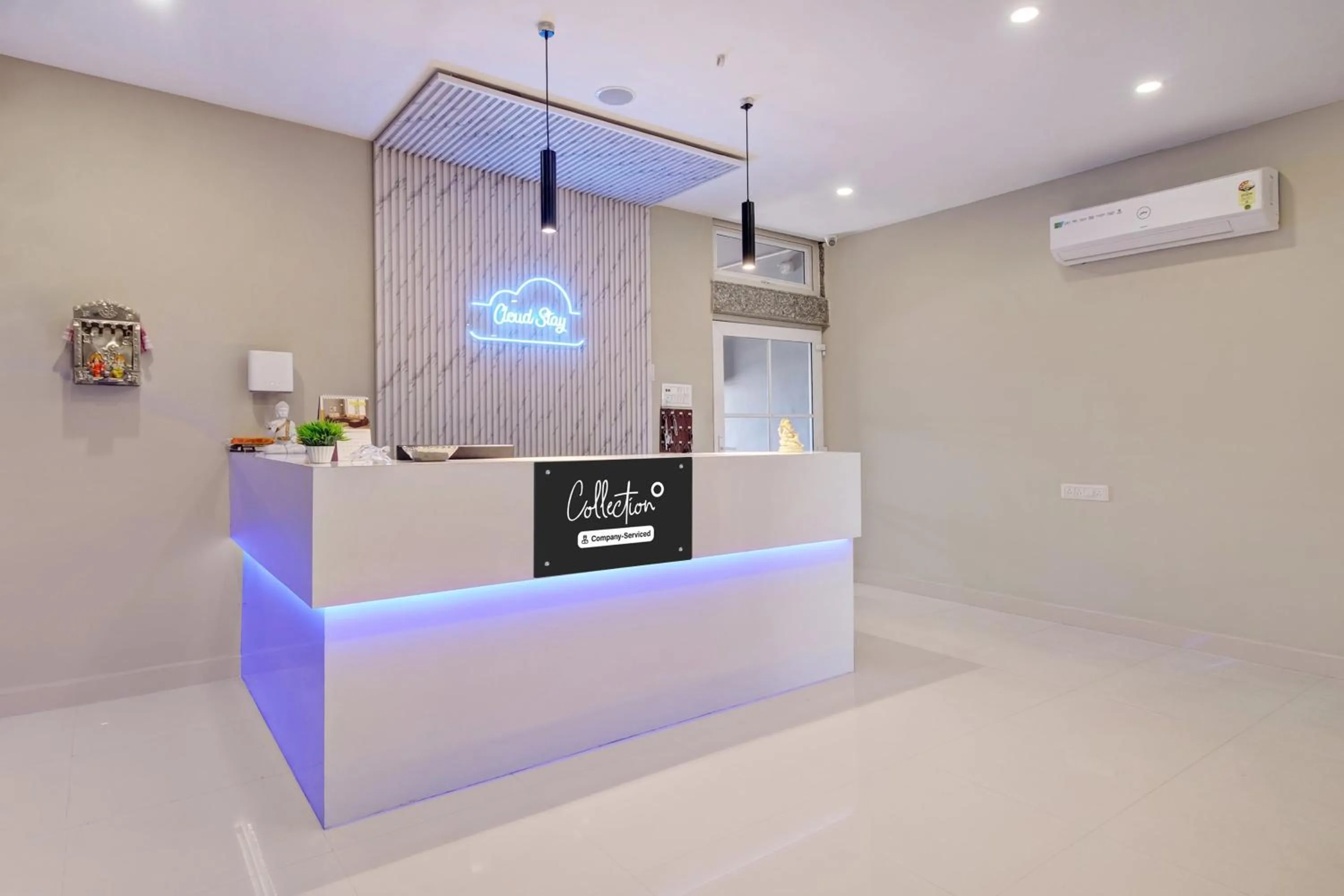 Lobby or reception in Collection O Guwahati ISBT