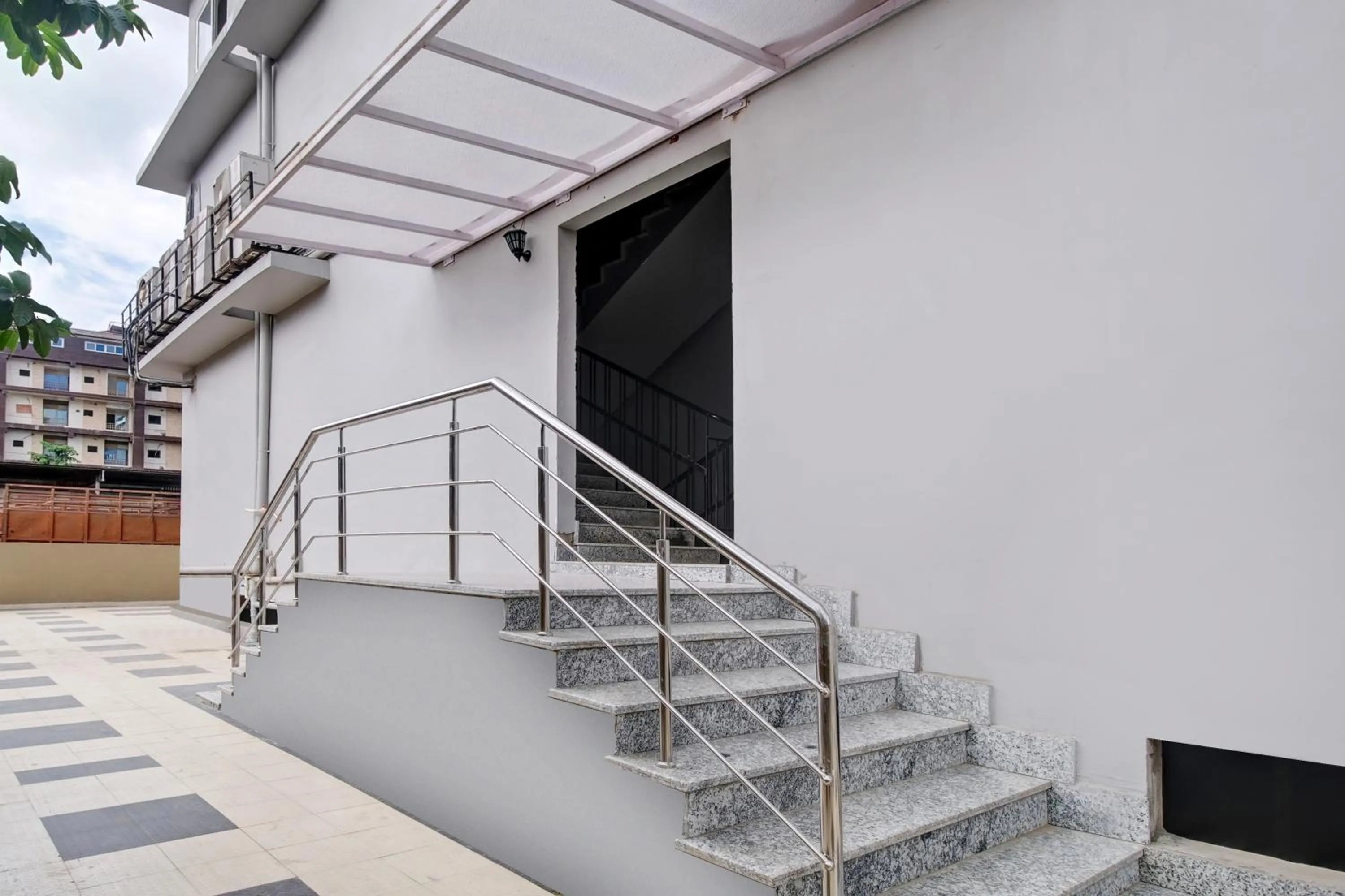 Facade/entrance in Collection O Guwahati ISBT