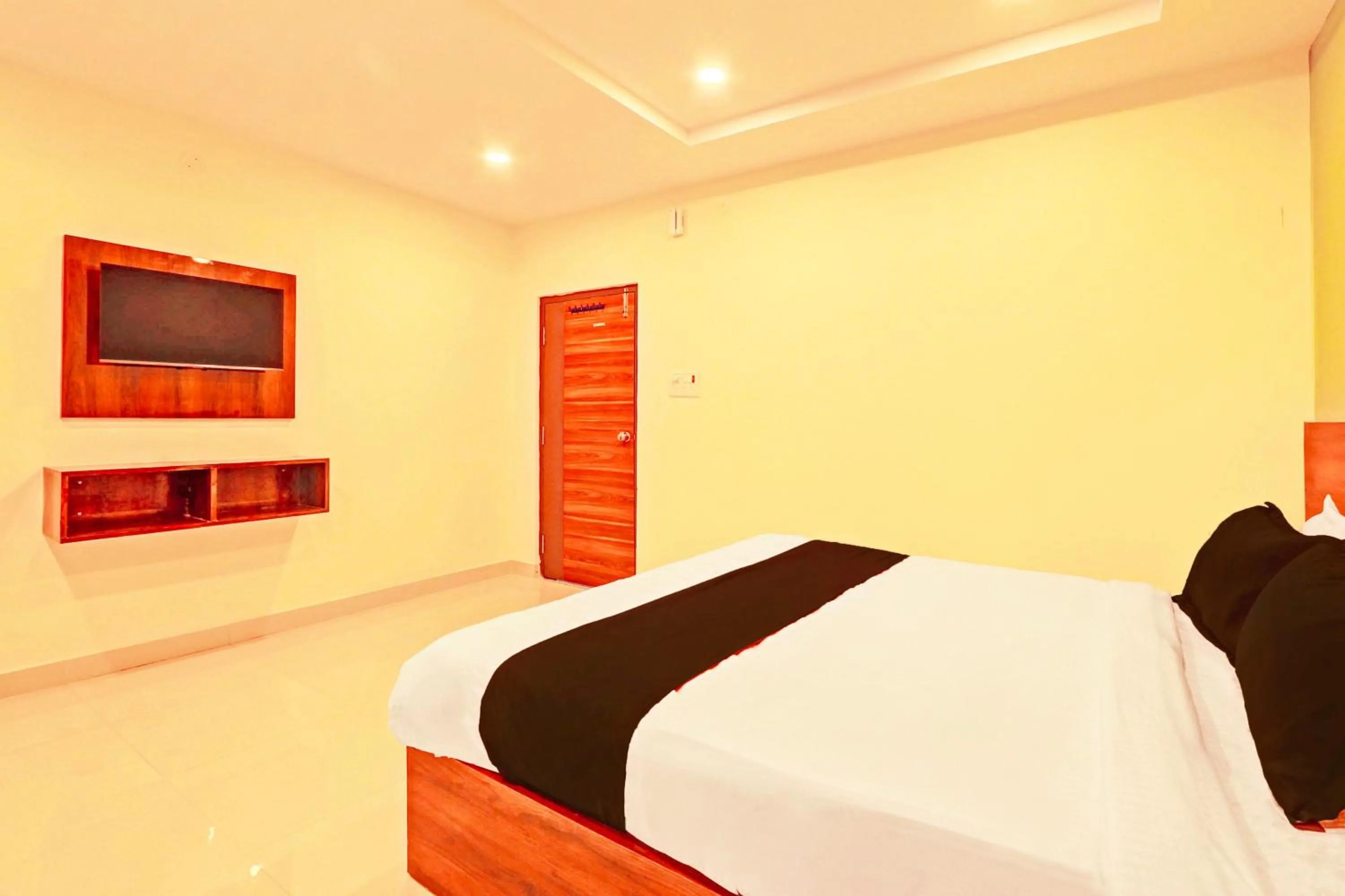 Bedroom, Bed in HOTEL O R SQUARE