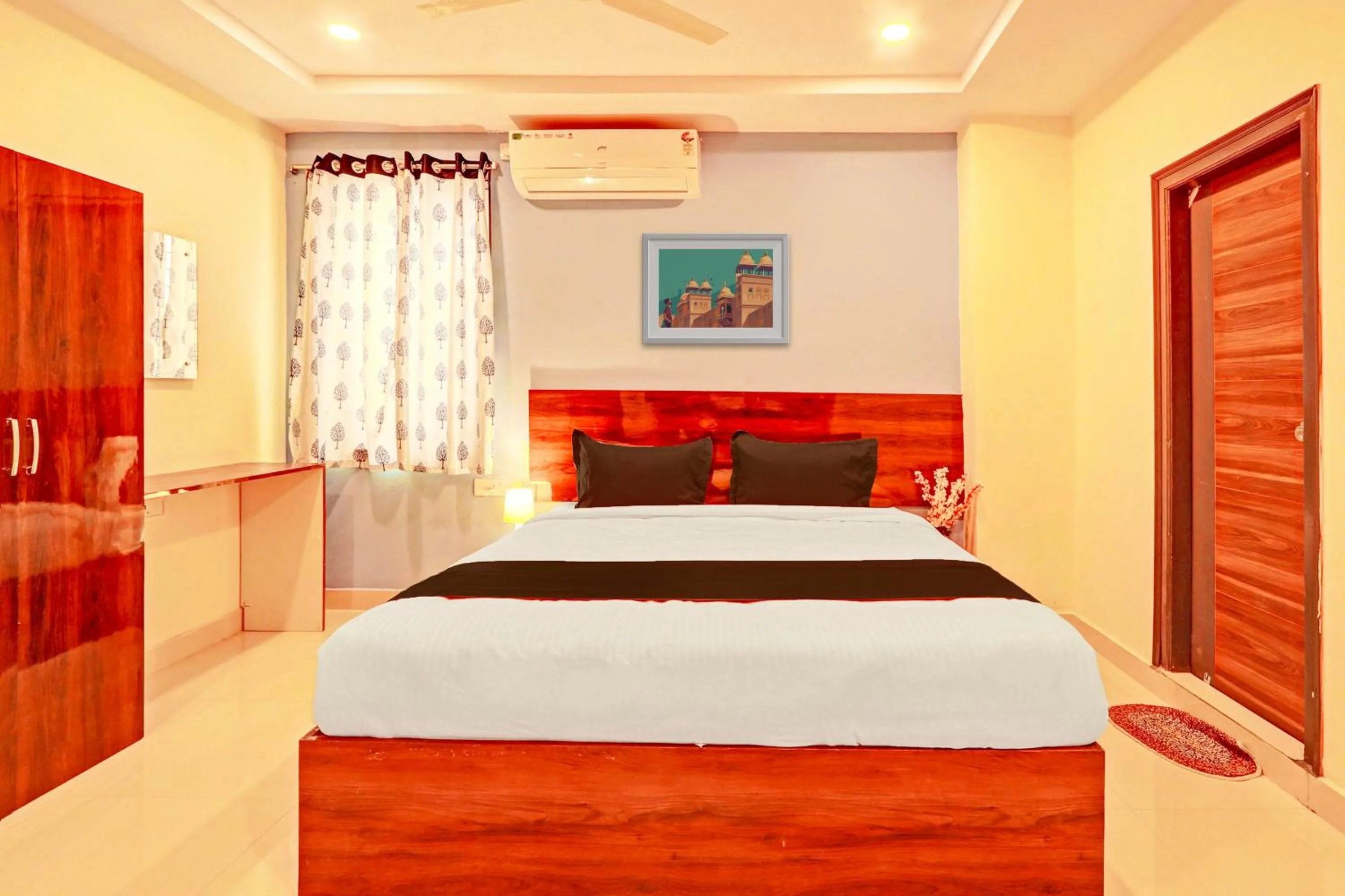 Bedroom, Bed in HOTEL O R SQUARE