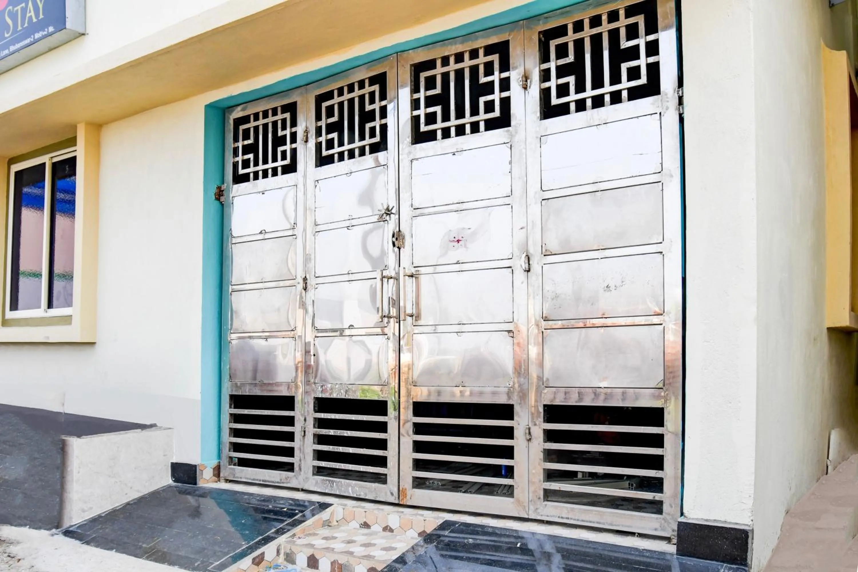 Facade/entrance in Hotel O ALYSAN STAY