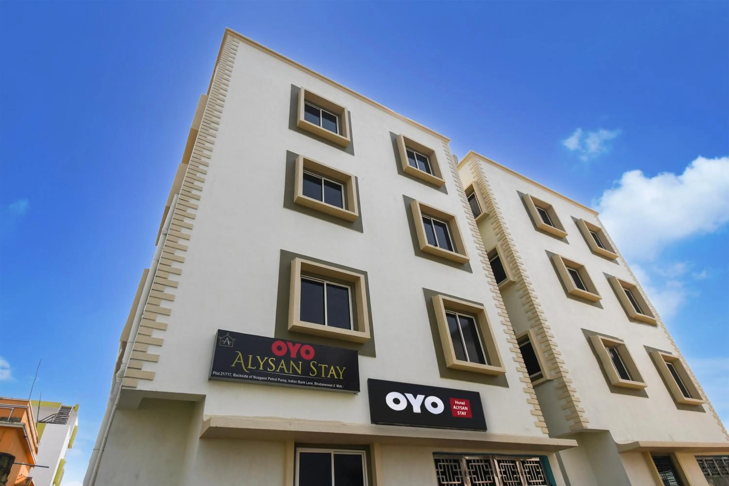 Facade/entrance in Hotel O ALYSAN STAY