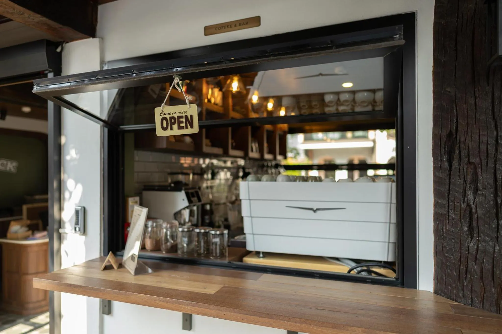 Lounge or bar in Shamrock Chiangmai Hotel-Adult Only