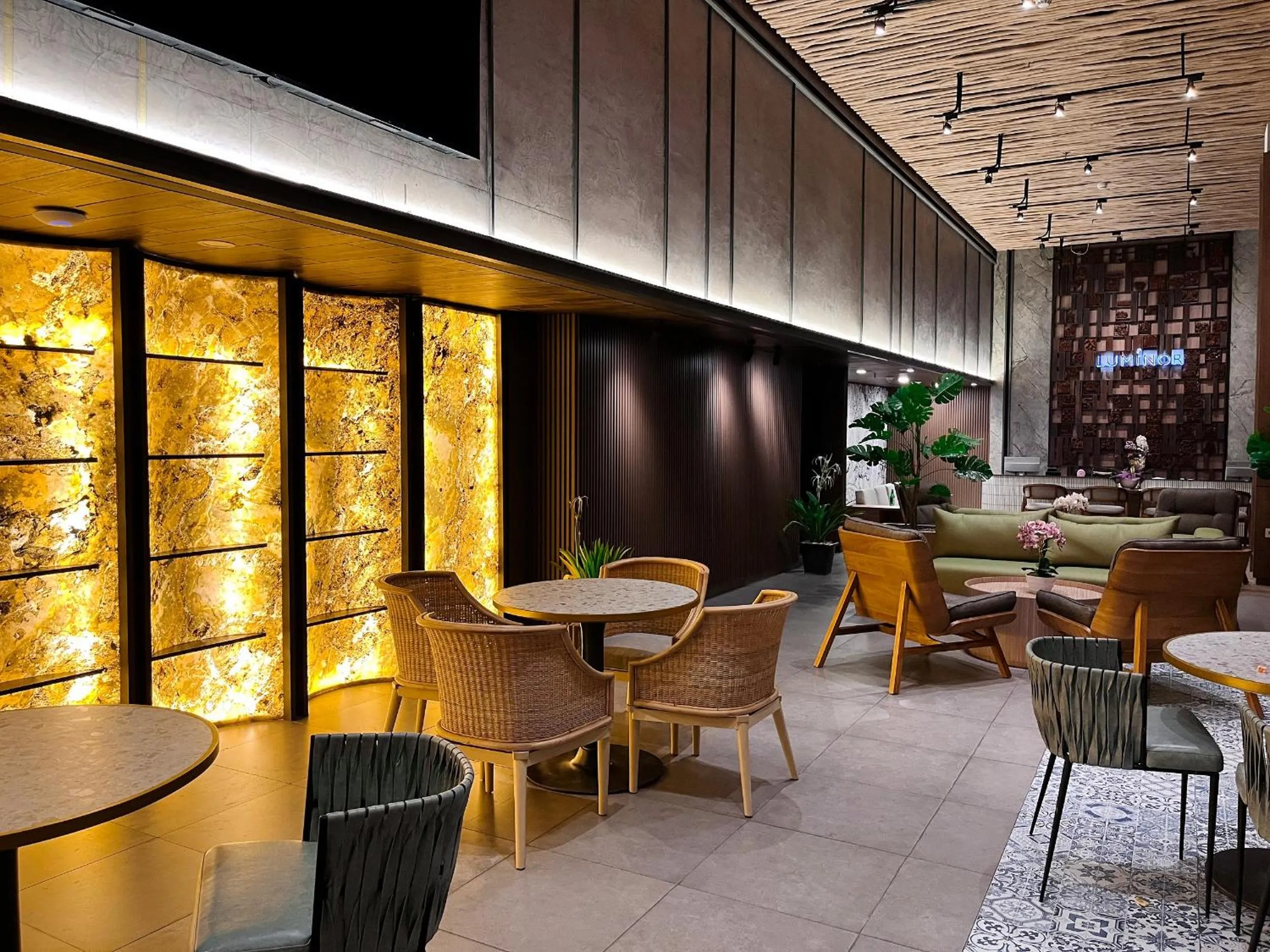 Lobby or reception in Luminor Hotel Legian Seminyak - Bali