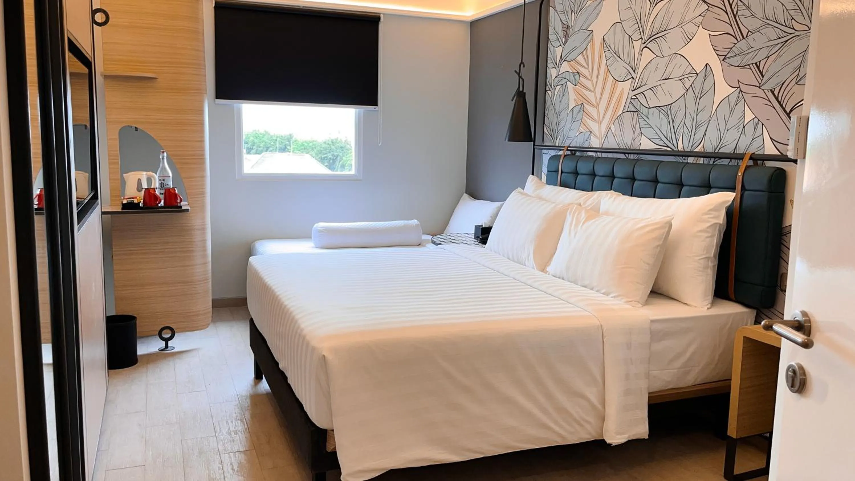 Bedroom, Bed in Luminor Hotel Legian Seminyak - Bali