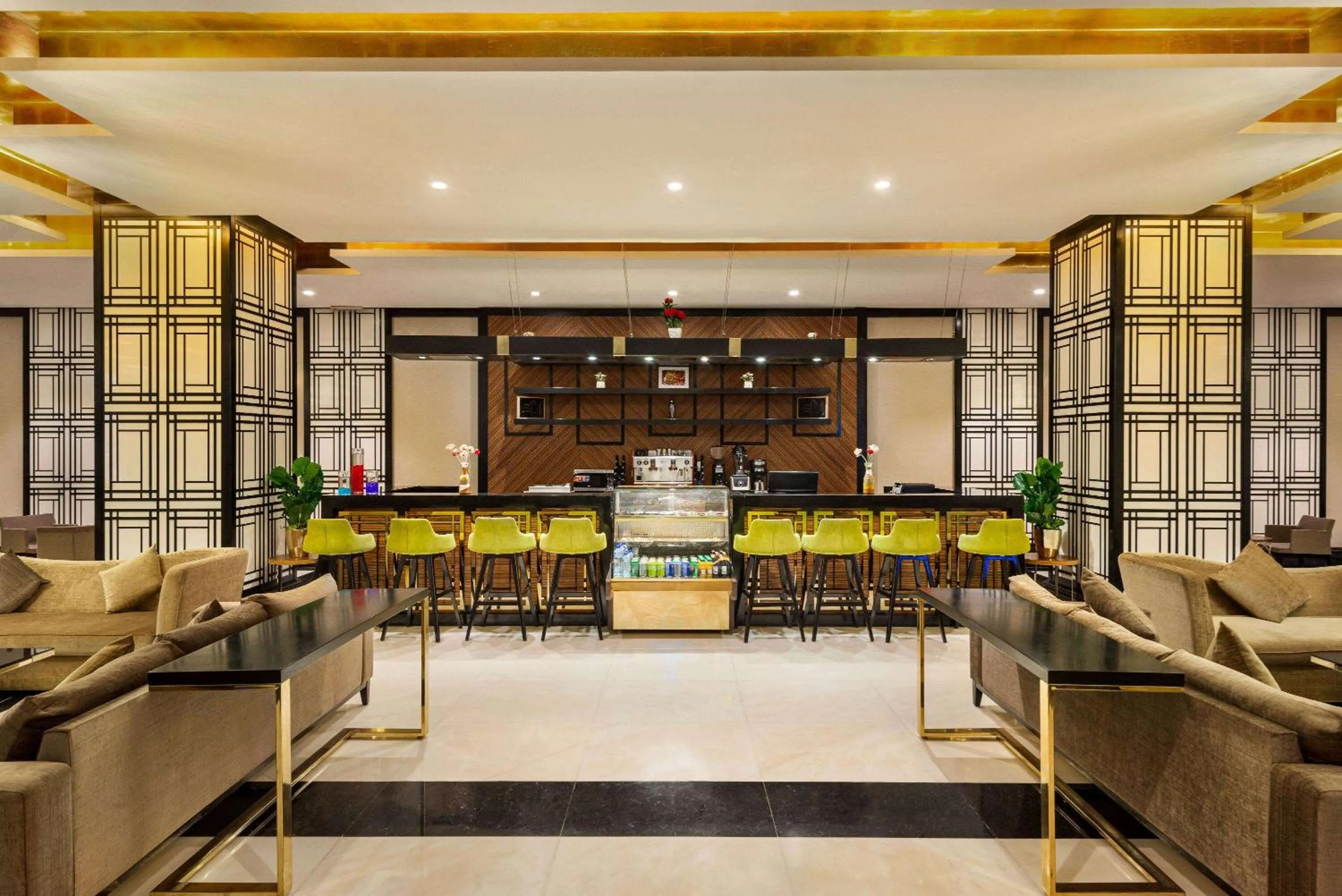 Restaurant/places to eat in Ramada by Wyndham Makkah Zad Al Rawda