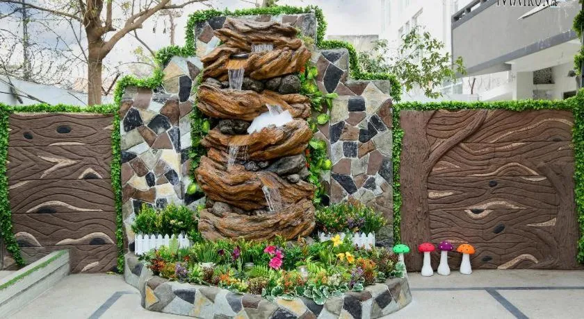 Hotel Mairona Gulberg Lahore