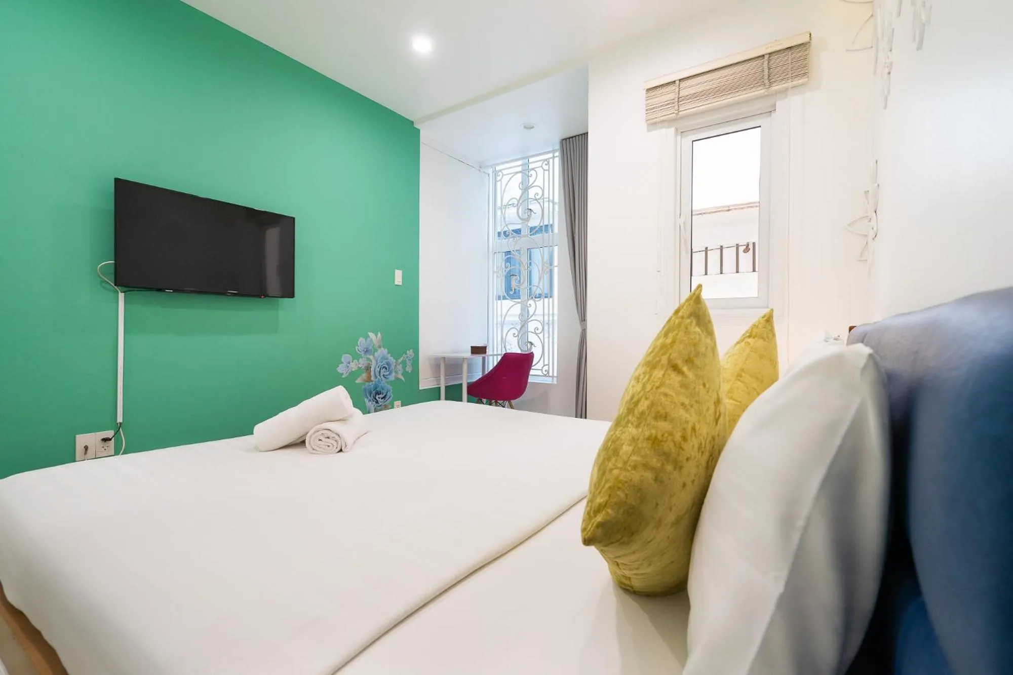 Photo of the whole room, Bed in Adventure Hotel