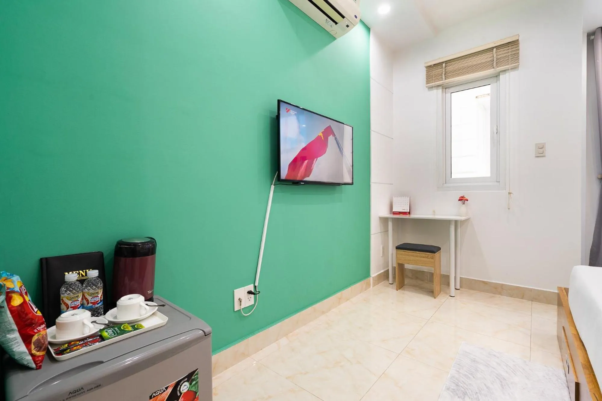 TV and multimedia, Bed in Adventure Hotel