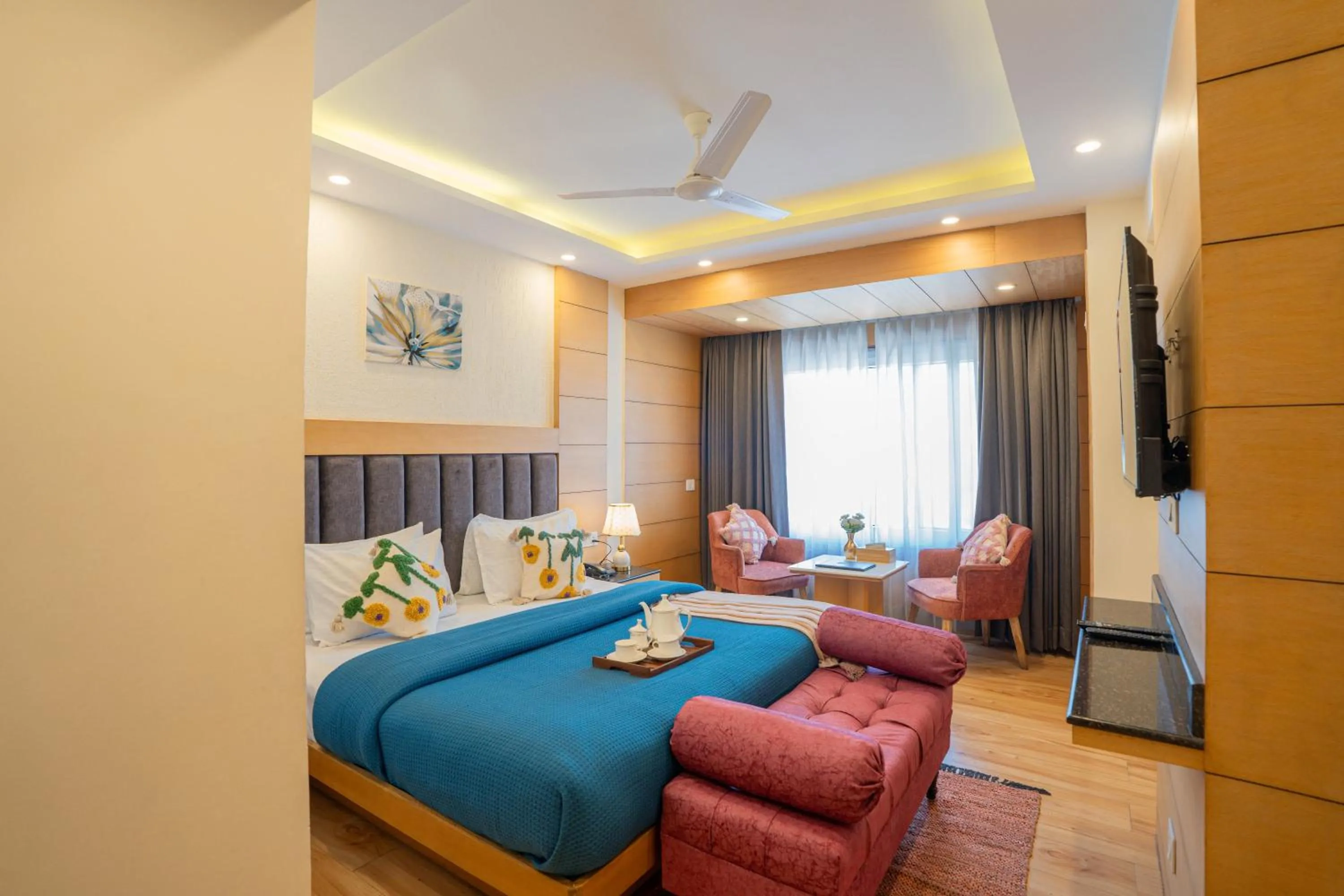 Bed in Super Hotel by Perfectstayz Mall Road
