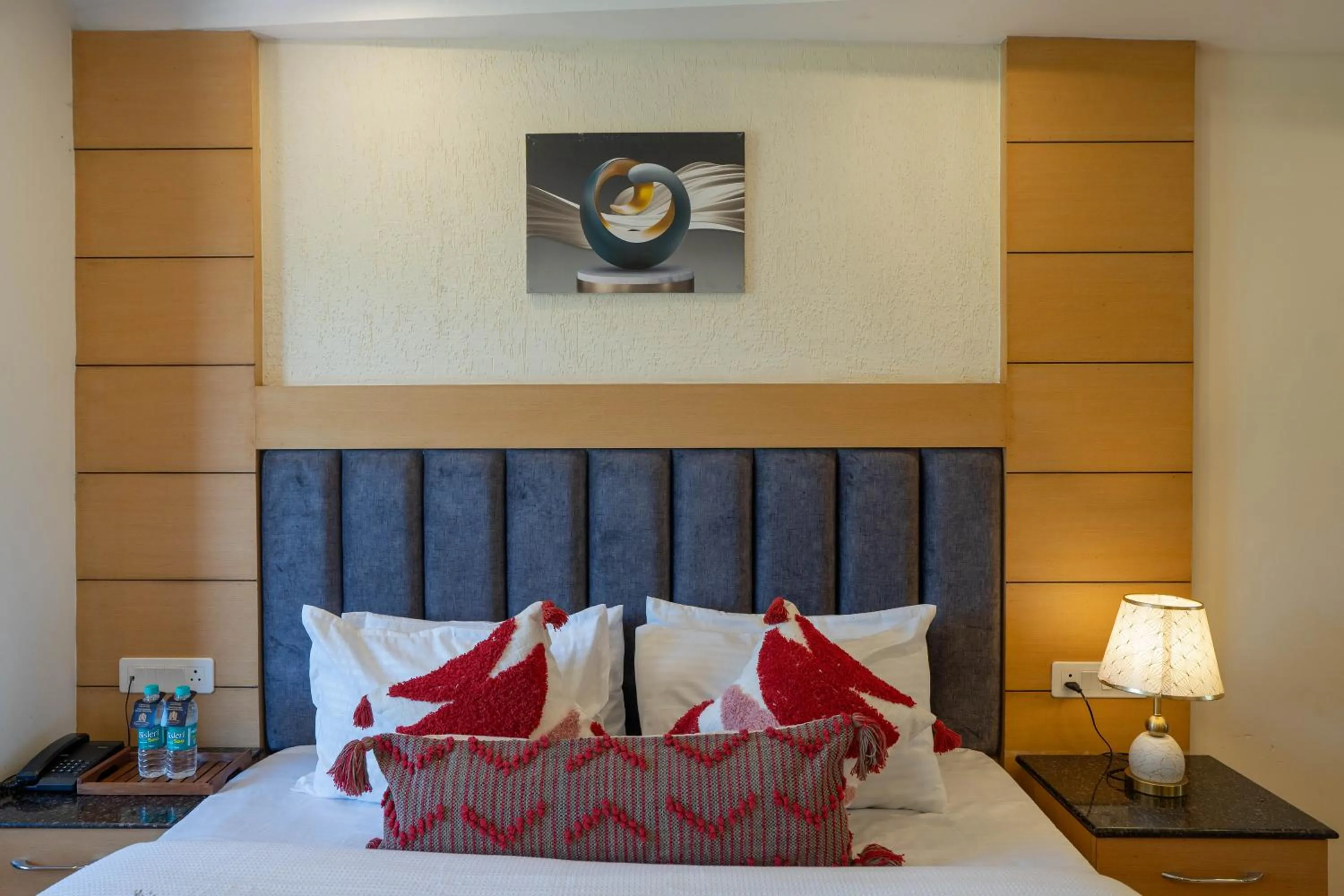 Bed in Super Hotel by Perfectstayz Mall Road