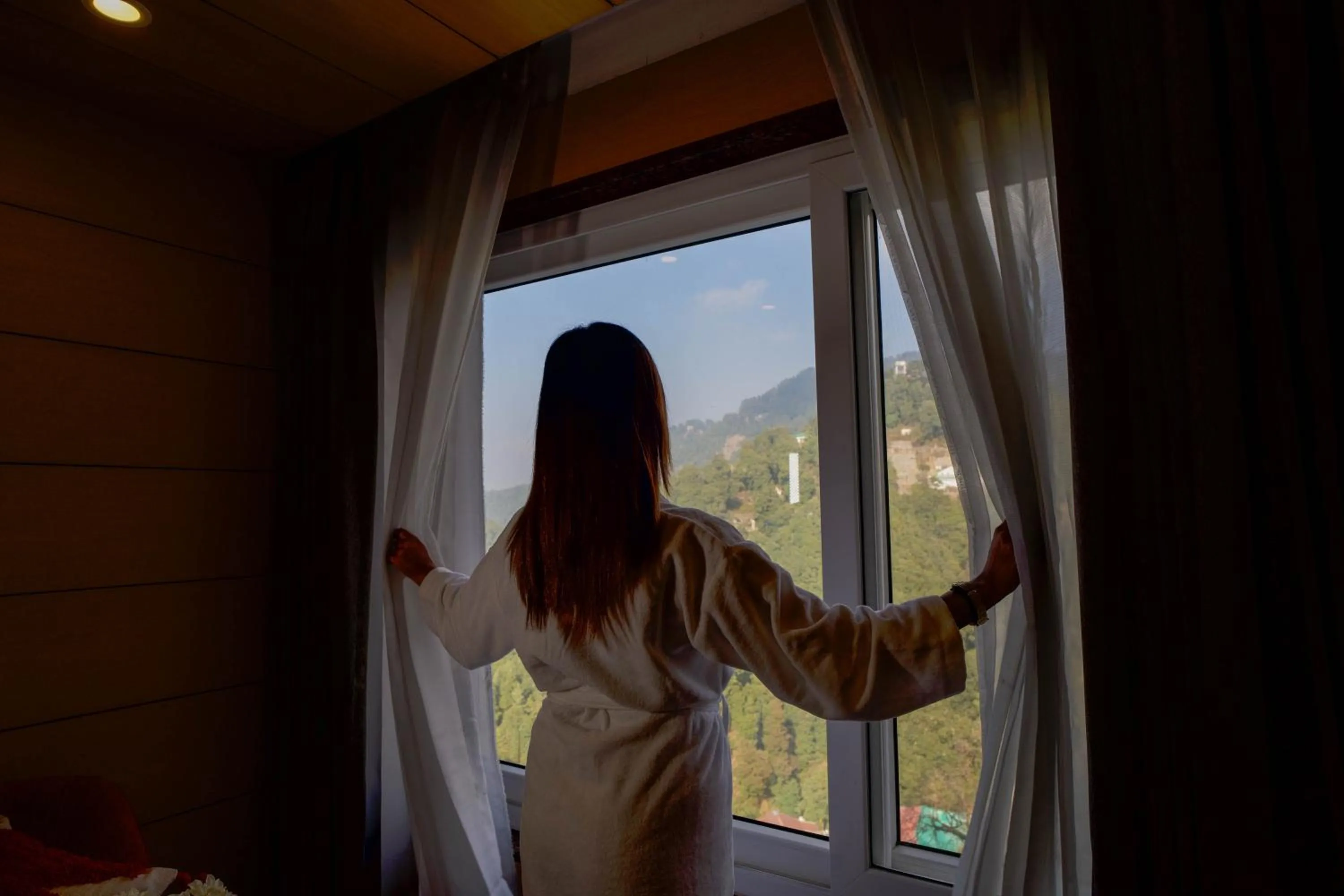 People in Super Hotel by Perfectstayz Mall Road