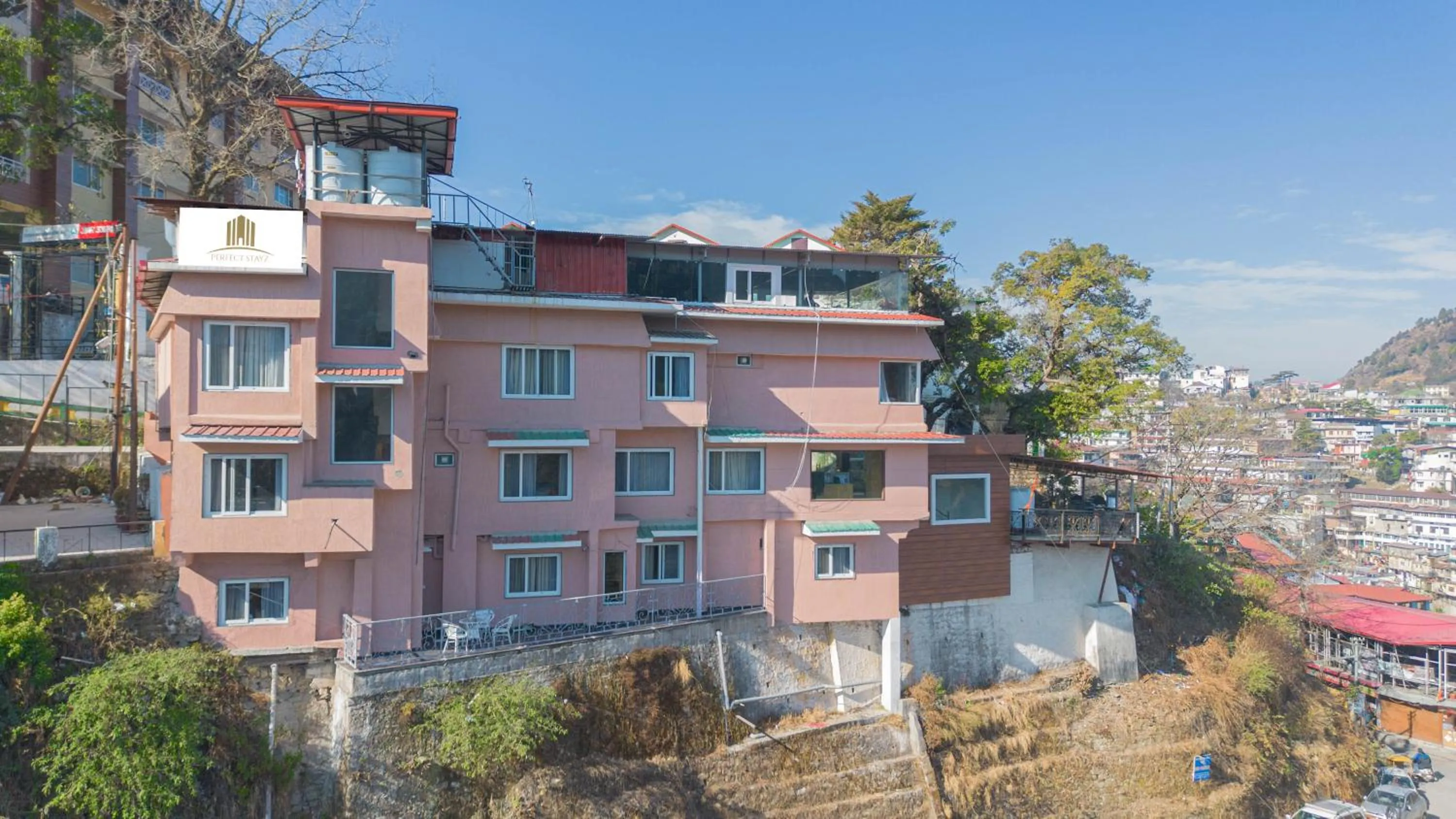 Property building in Super Hotel by Perfectstayz Mall Road