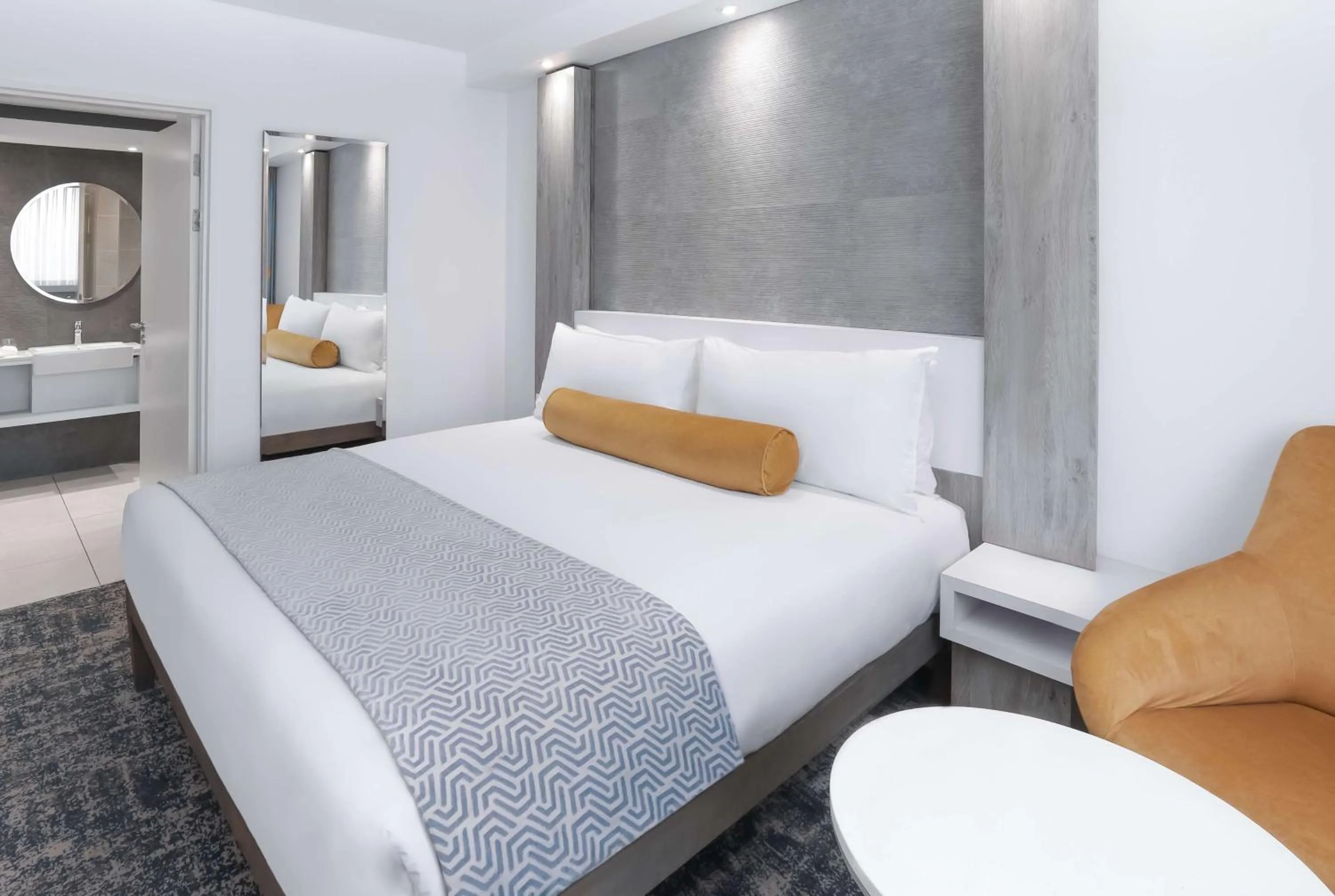 Bed in Garden Court Mthatha