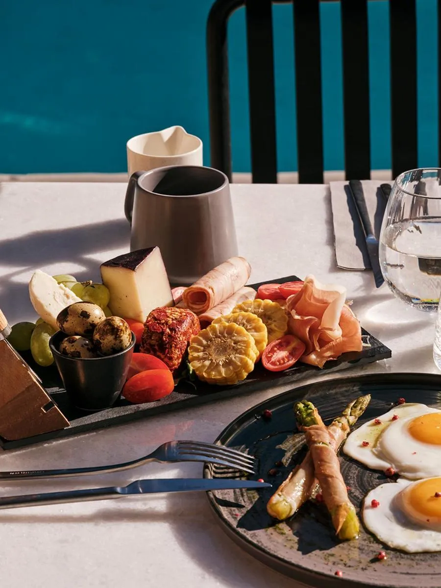 Food and drinks in Not Boutique Hotel