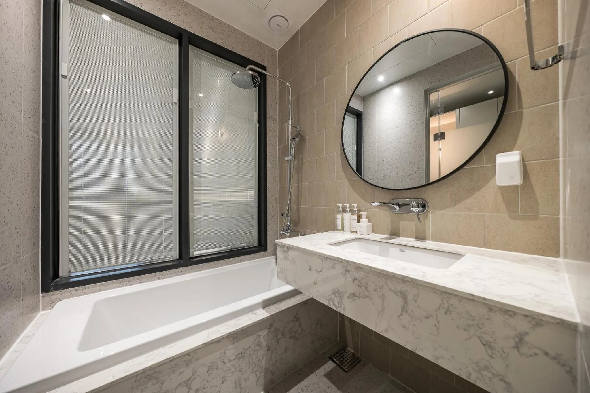 Brown Dot Hotel Masan Yangduck