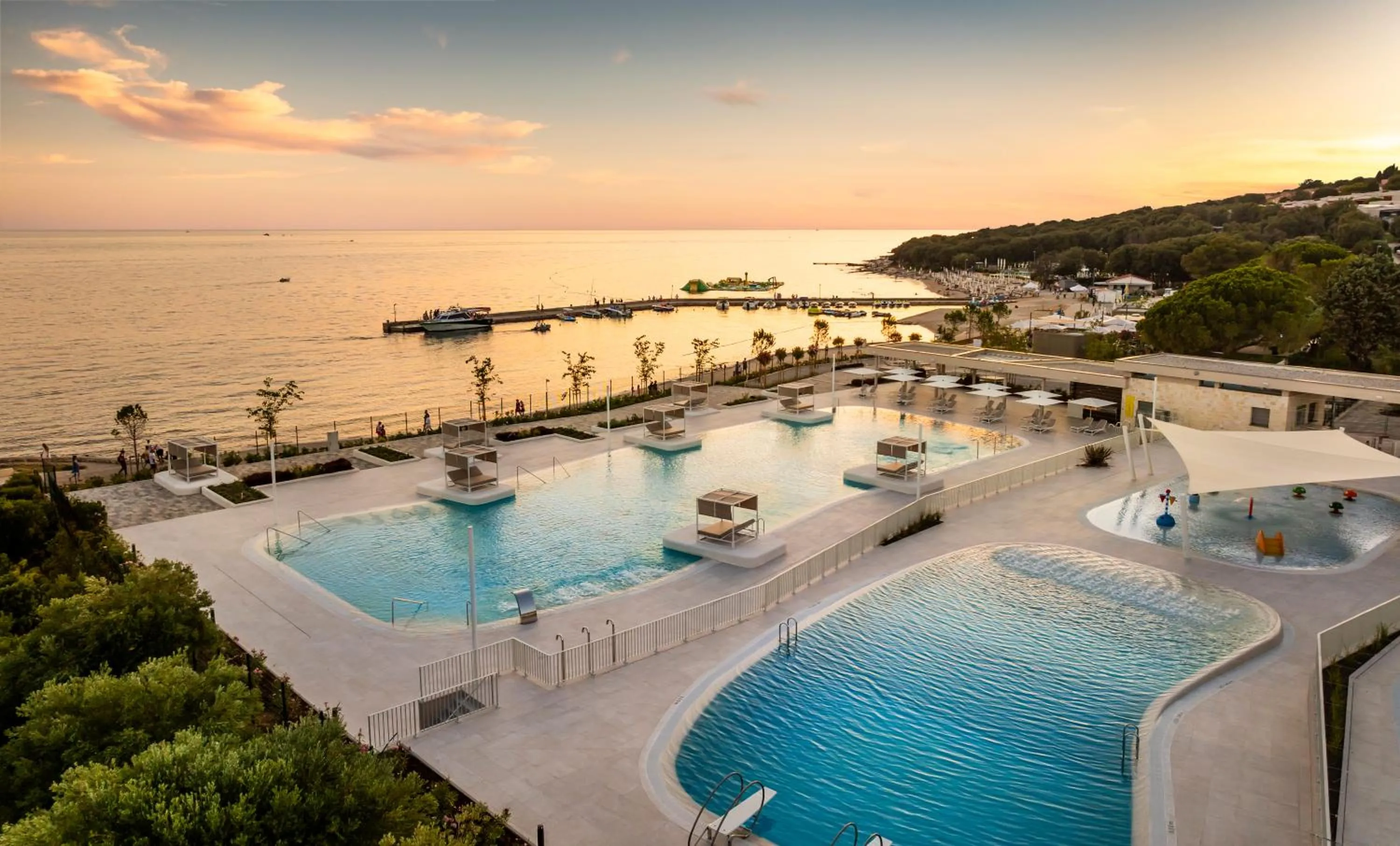 Swimming pool in Maistra Camping Amarin Pitches