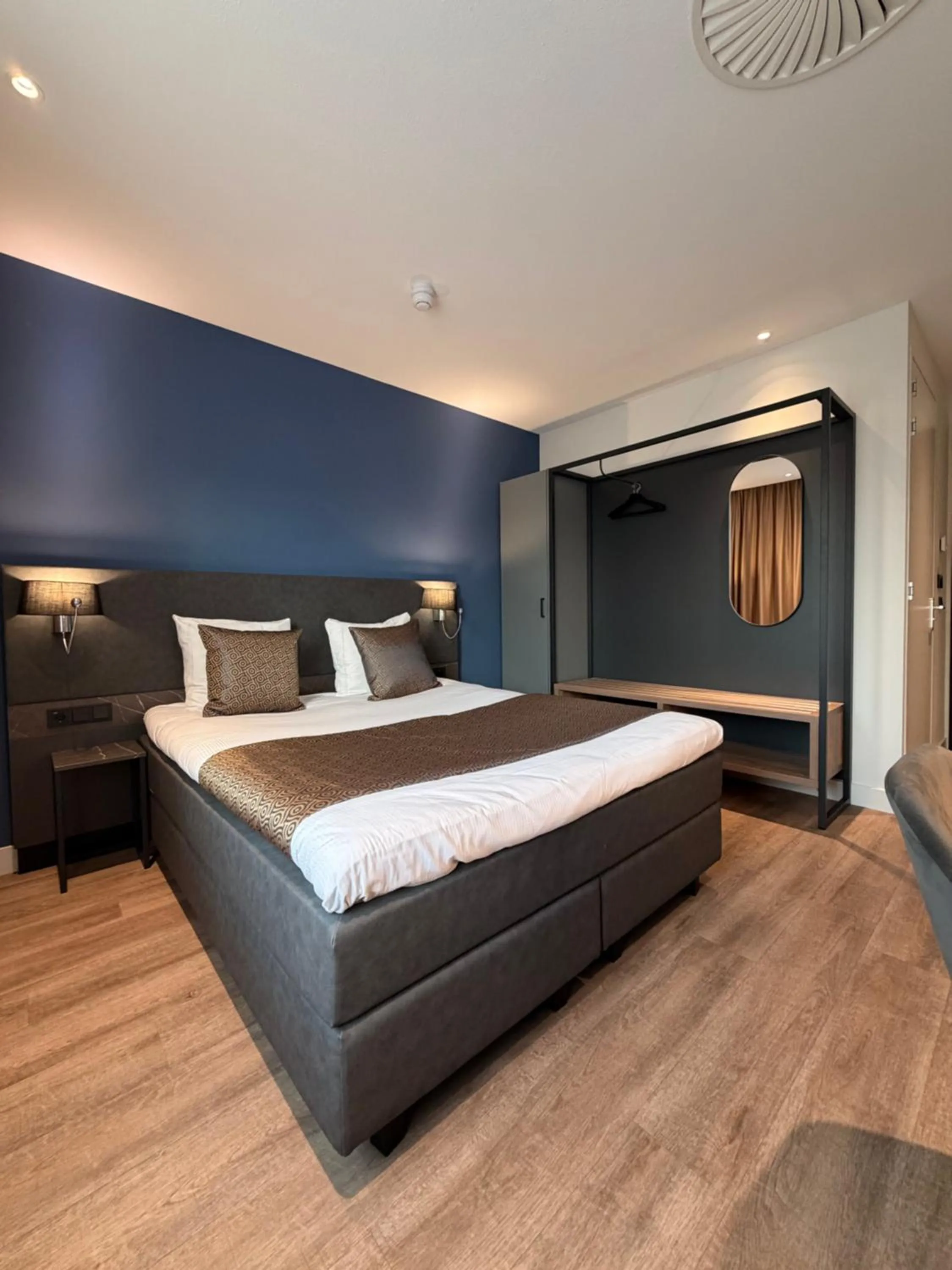 Bed in OZO Hotels Antares Amsterdam Schiphol Airport