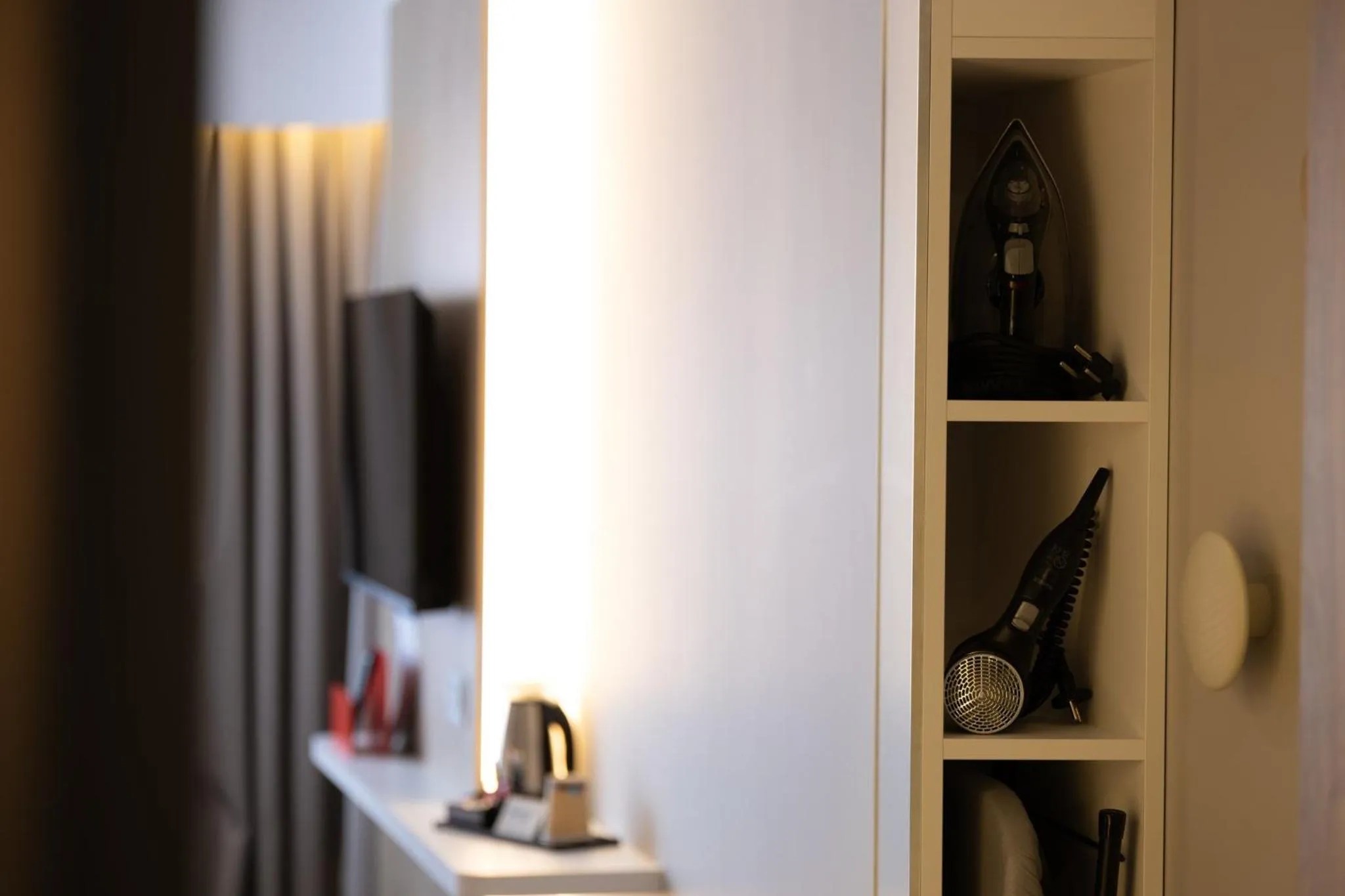 Photo of the whole room in Holiday Inn Express Caen Epron by IHG