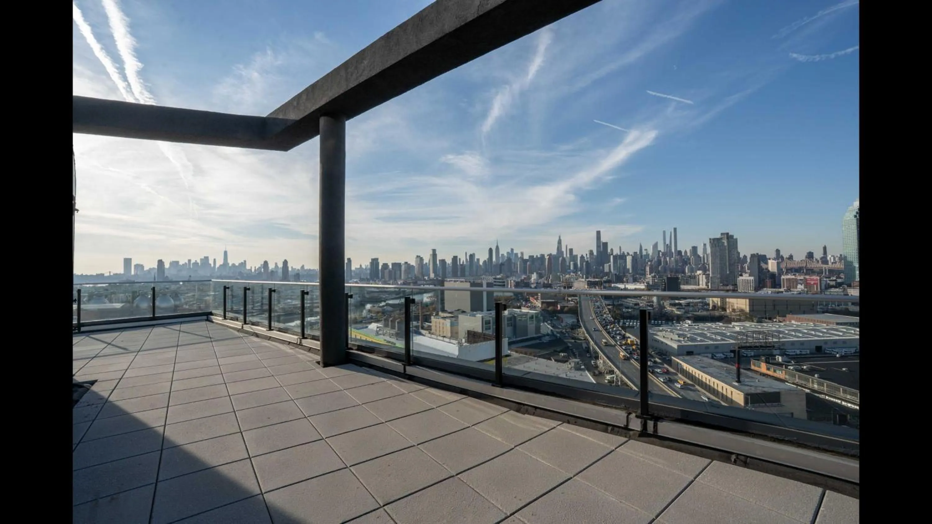 Meeting/conference room in Holiday Inn Express Long Island City E - New York by IHG