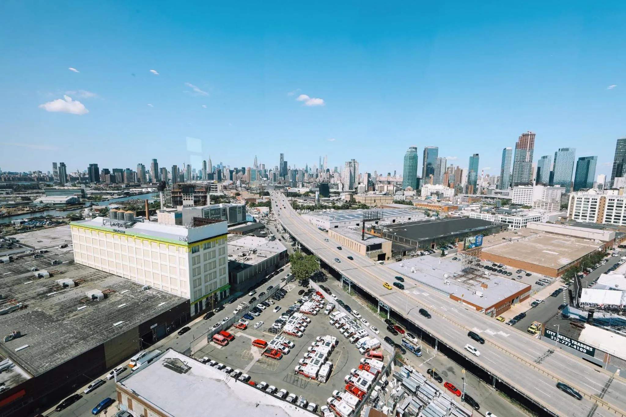 Nearby landmark in Holiday Inn Express Long Island City E - New York by IHG