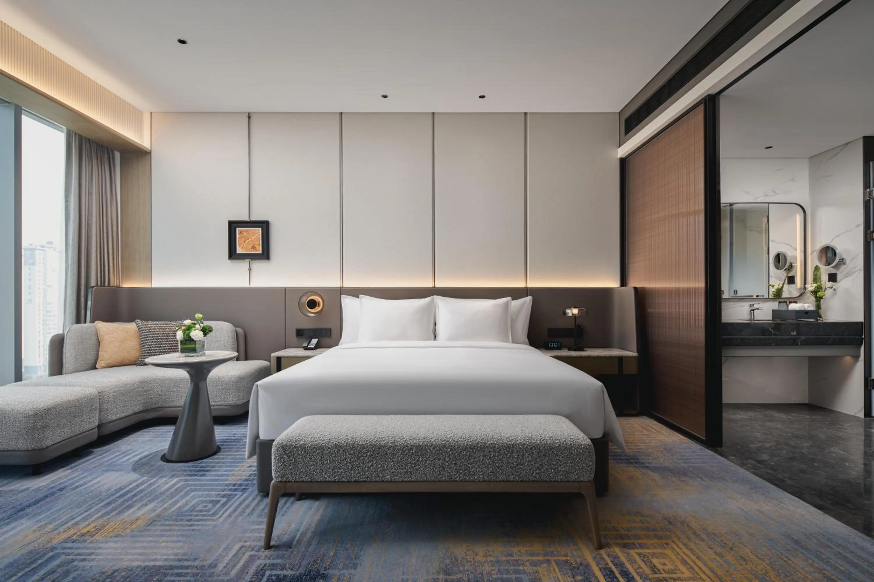 Living room in Crowne Plaza Shangluo, an IHG Hotel