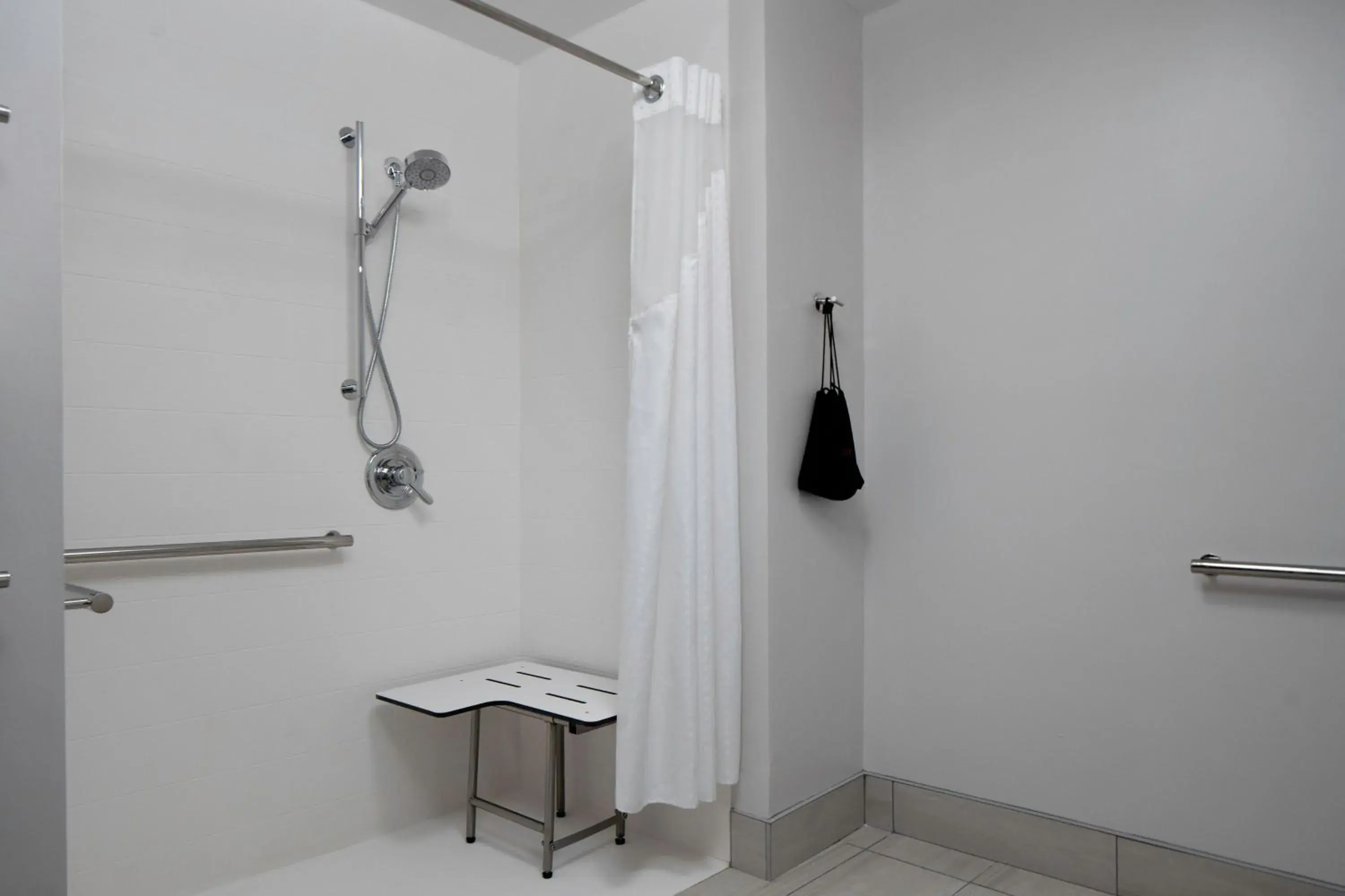 King Room with Hearing Accessible Roll In Shower - Non-Smoking in Holiday Inn Express & Suites Griffin King Room with Hearing Accessible Roll In Shower - Non-Smoking in Holiday Inn Express & Suites Griffin