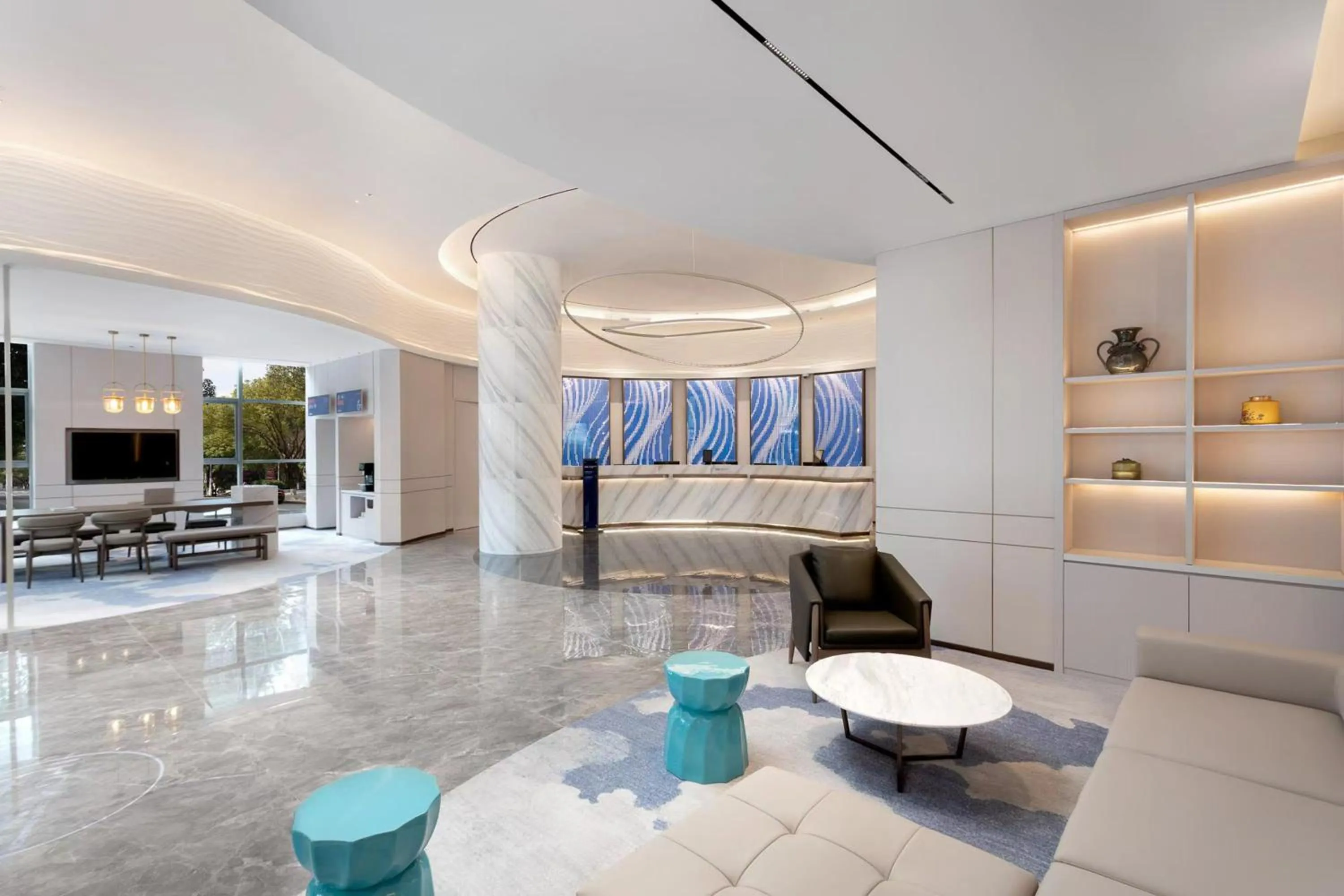 Lobby or reception in Holiday Inn Express Shanghai Gumei by IHG