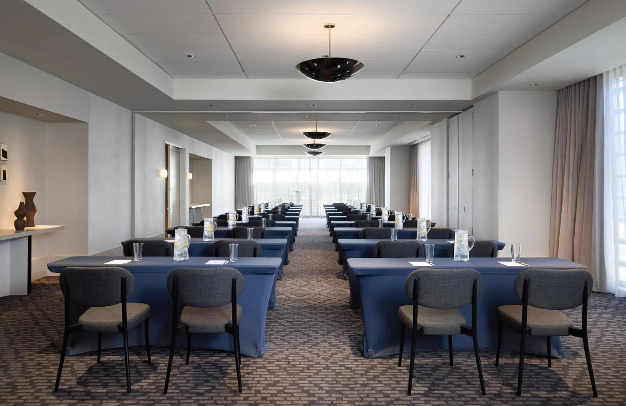 Meeting/conference room in Kimpton Claret Hotel by IHG