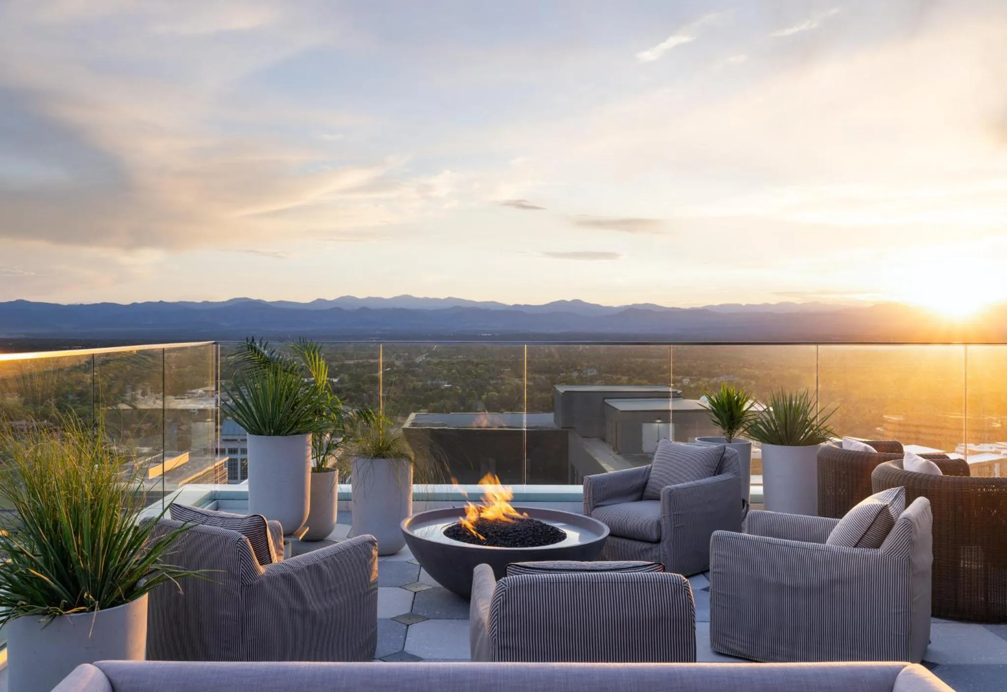 Lobby or reception in Kimpton Claret Hotel by IHG