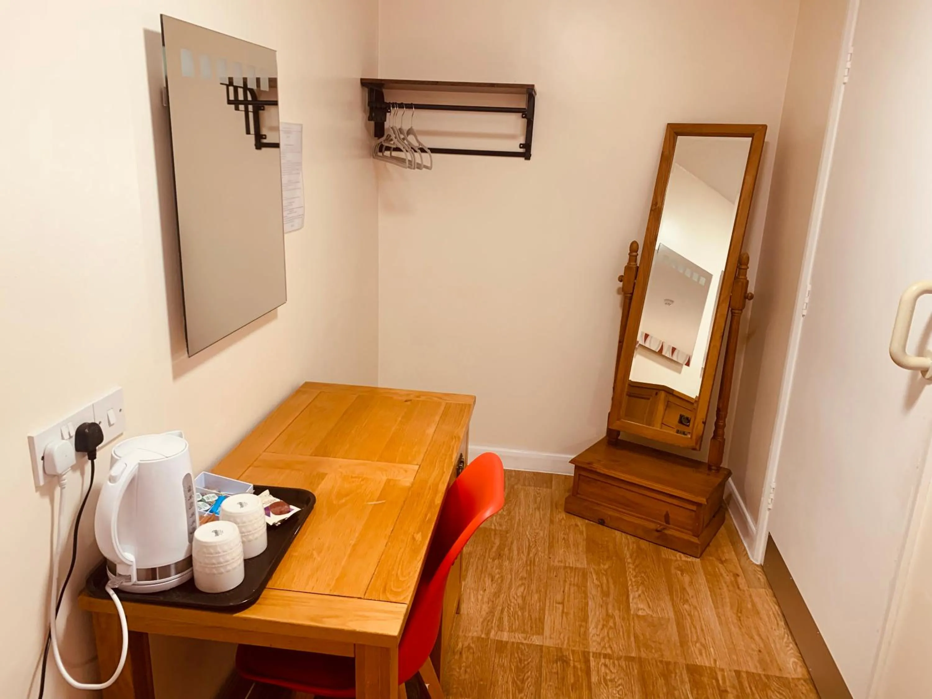 Bedroom in Preston Hotel