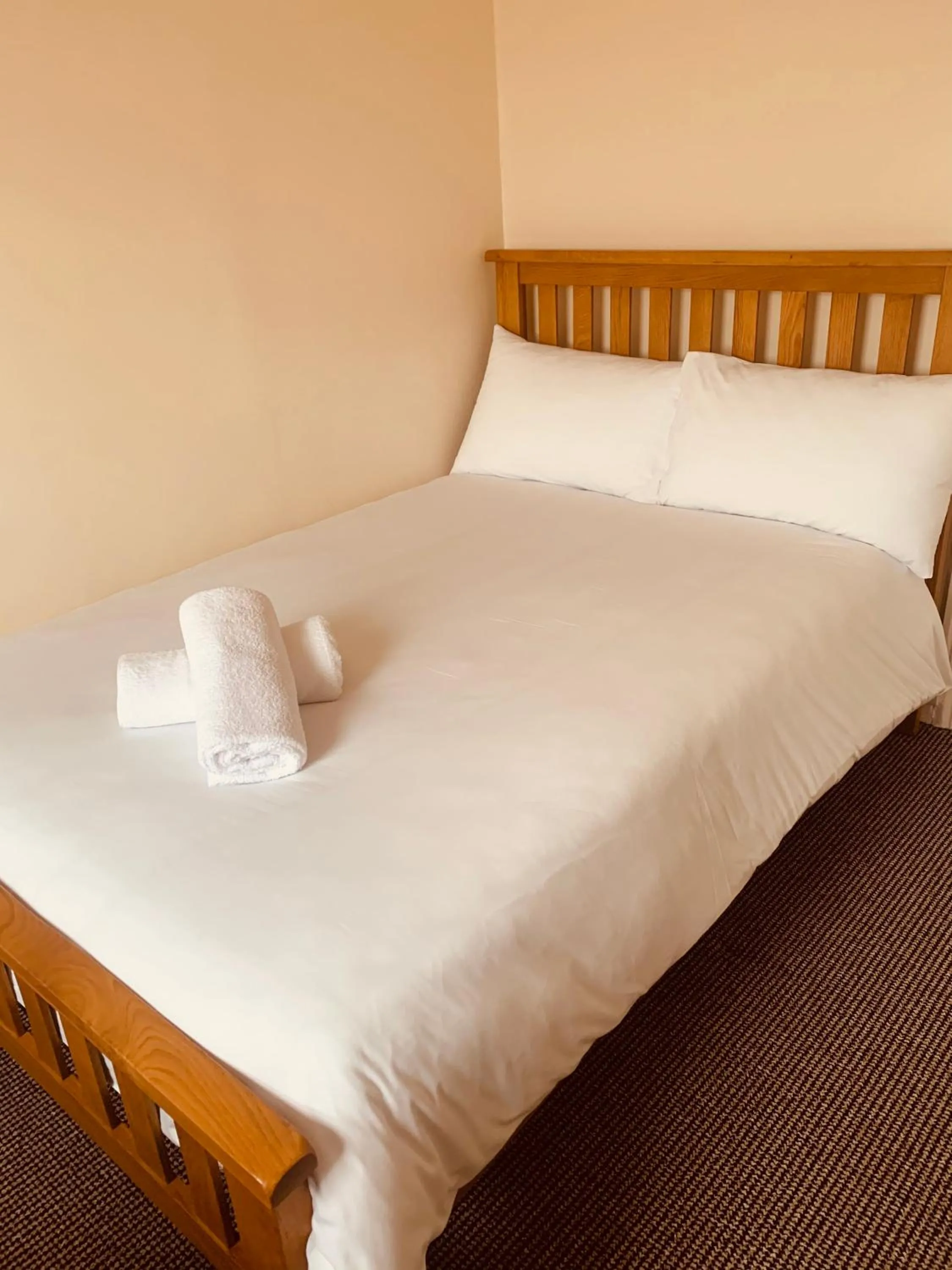 Bedroom, Bed in Preston Hotel