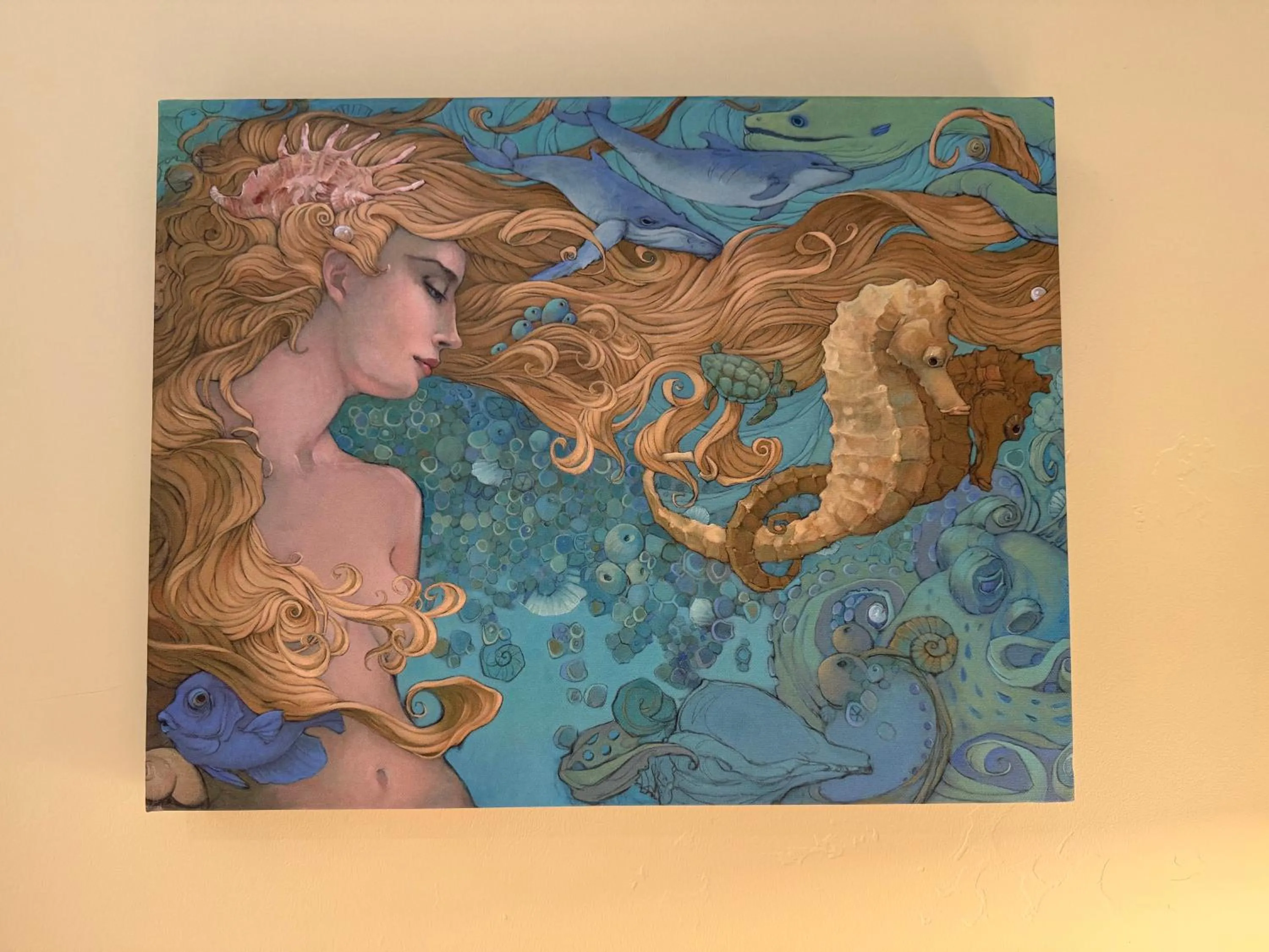 Decorative detail in HarborWalk Inn