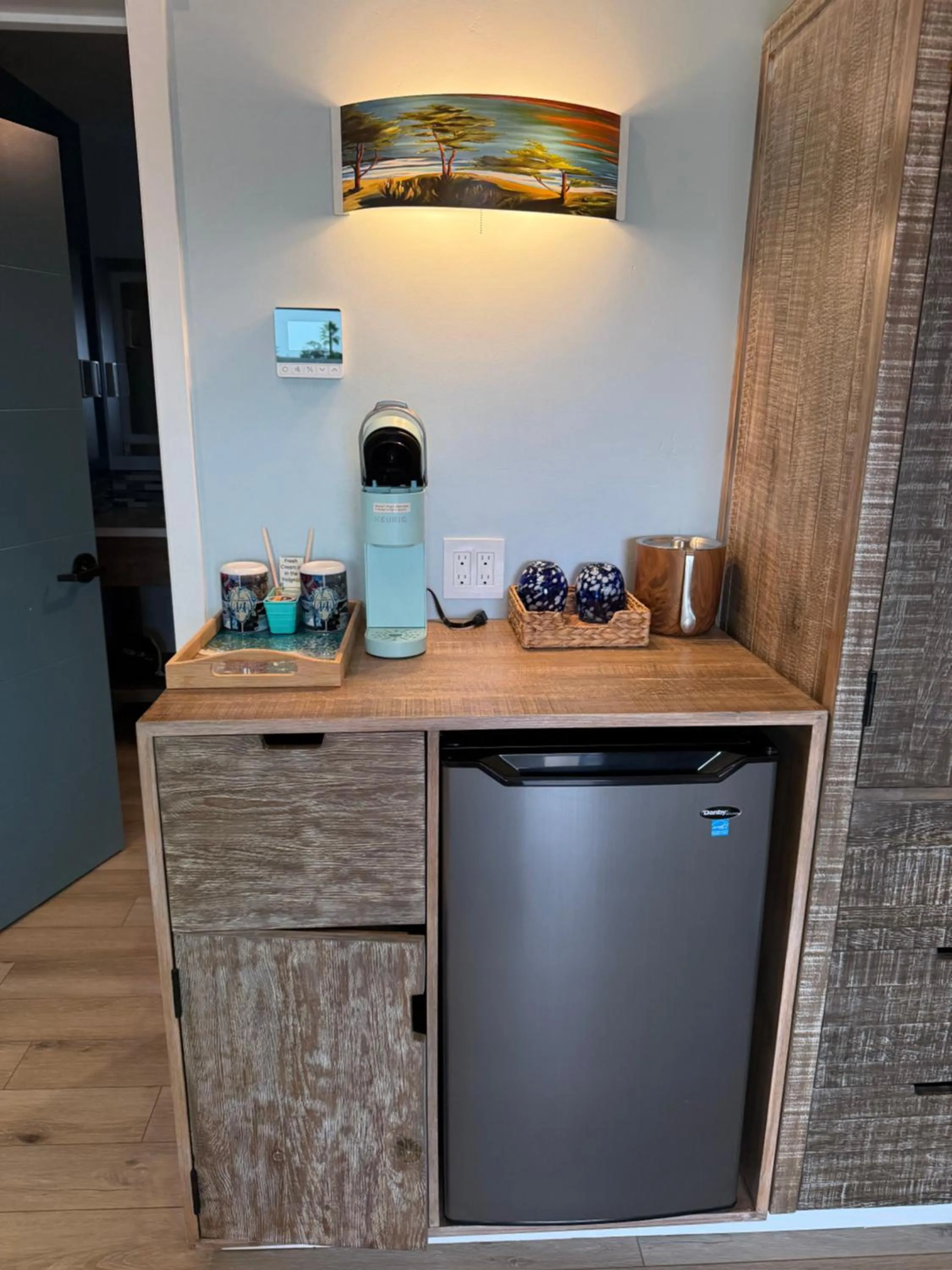 Coffee/tea facilities in HarborWalk Inn