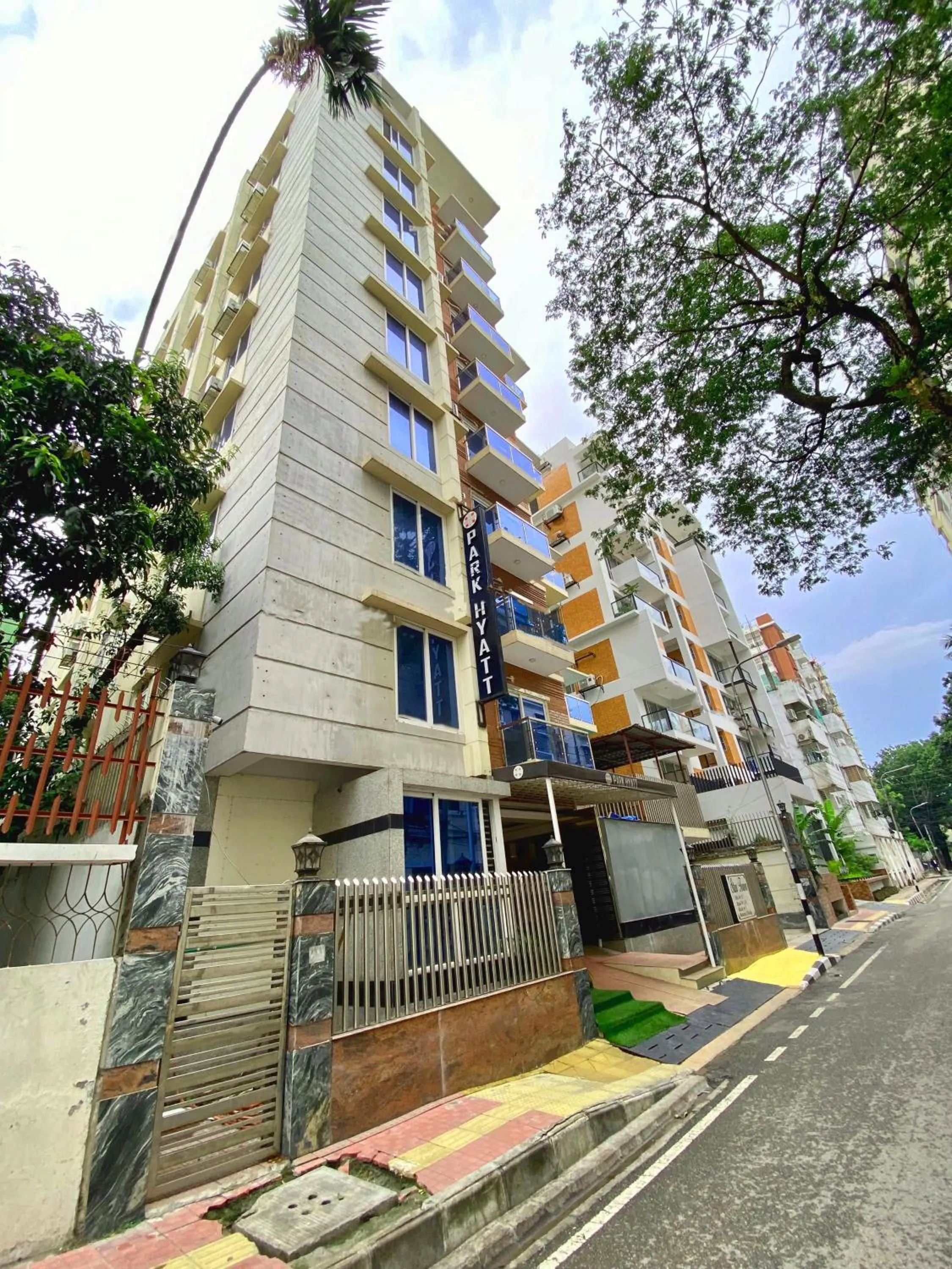 Property building in Hotel Park Hyatt