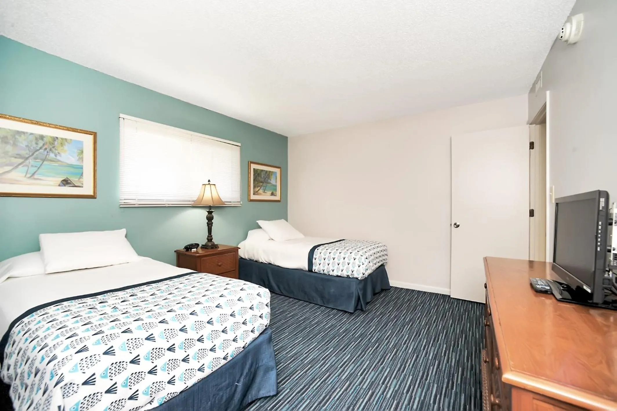 Bedroom, Bed in Oceanique Resort