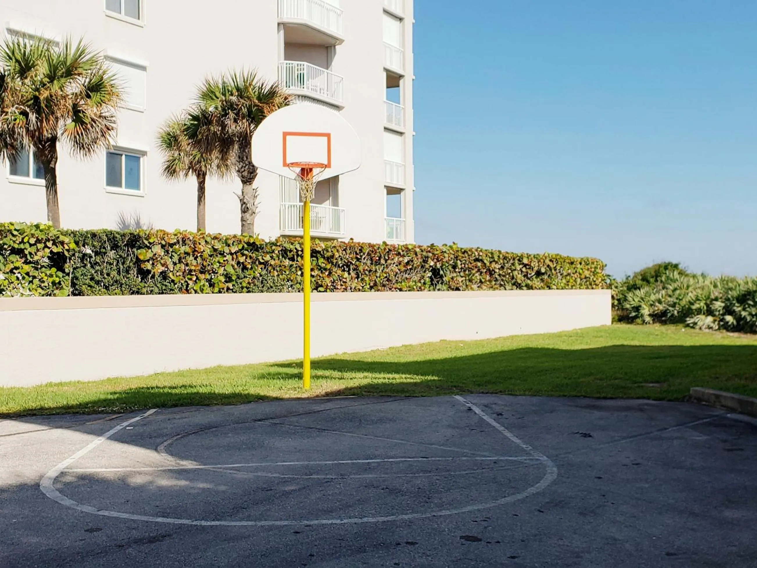 Entertainment in Oceanique Resort