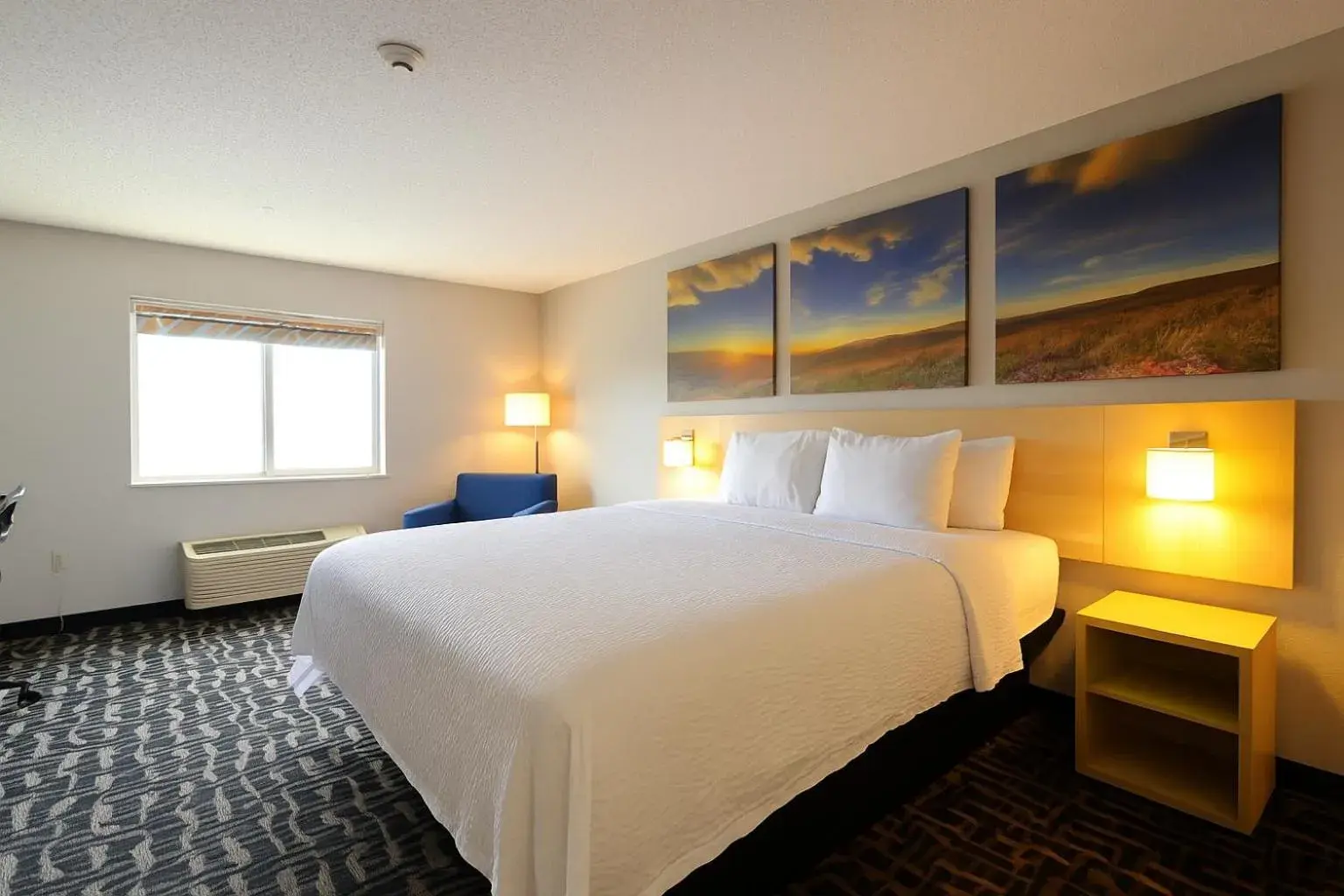 King Room - Non-Smoking in Days Inn by Wyndham Jackson King Room - Non-Smoking in Days Inn by Wyndham Jackson