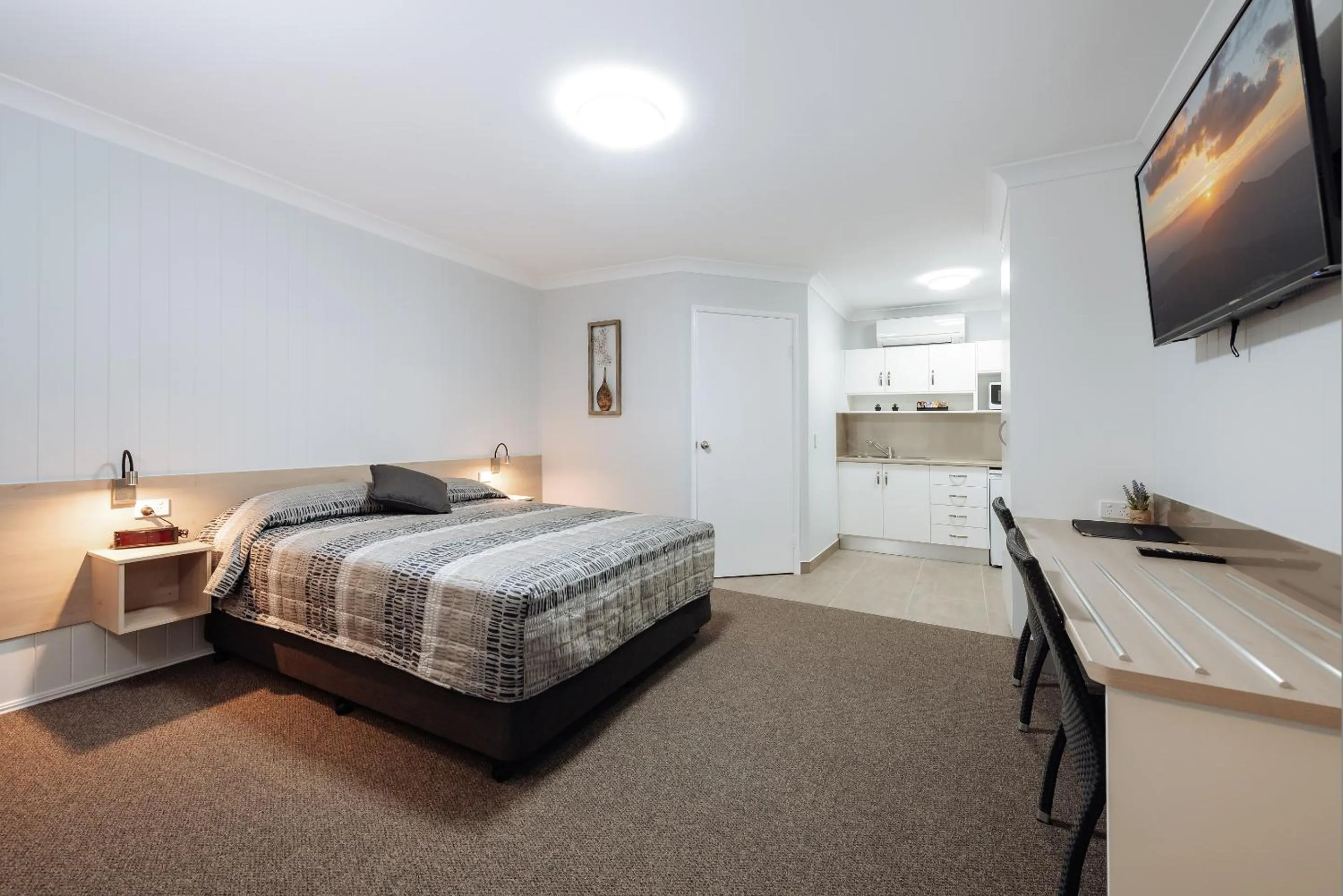 Bed in Raintree Motel Biloela