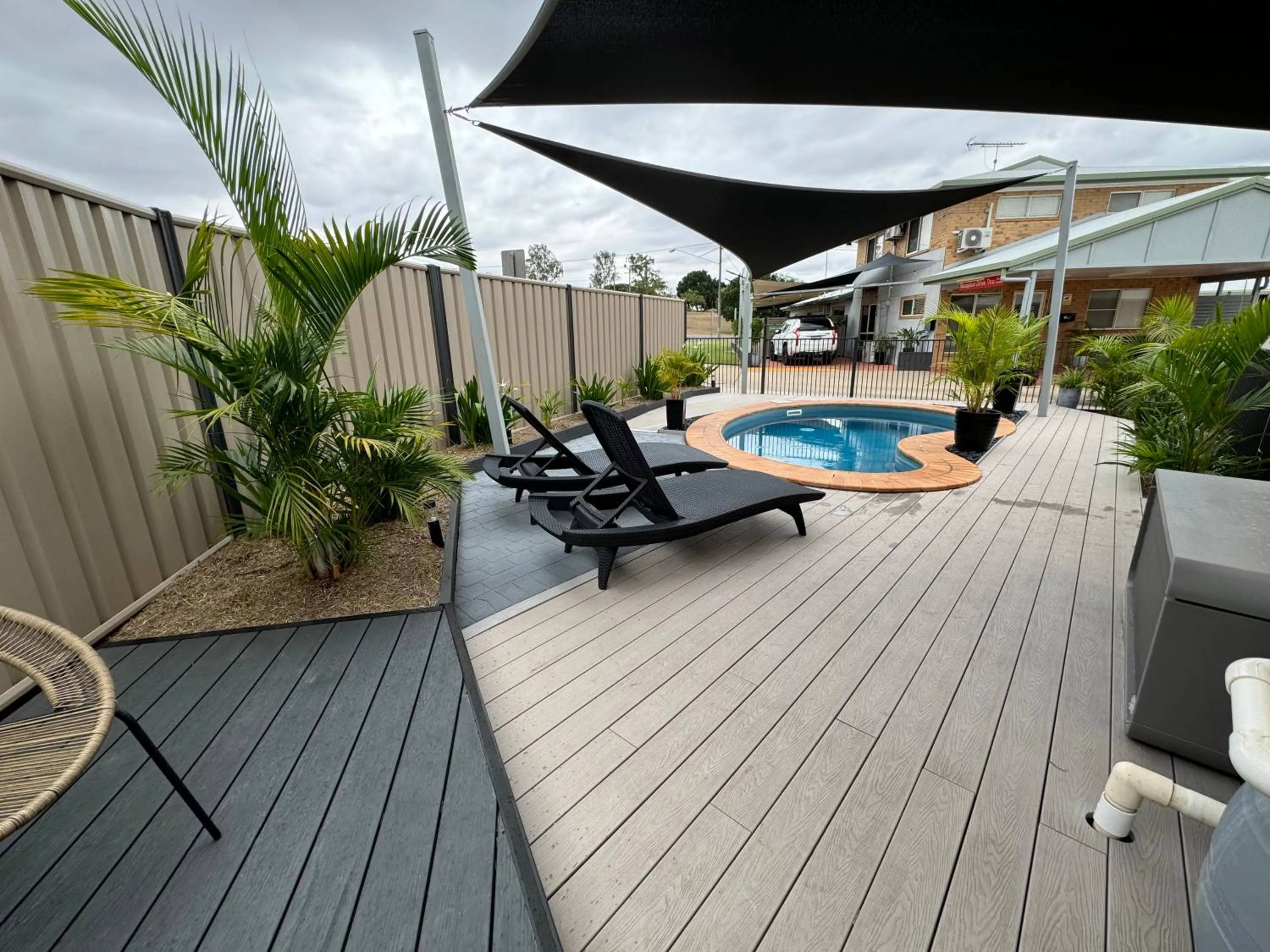 Swimming pool in Raintree Motel Biloela