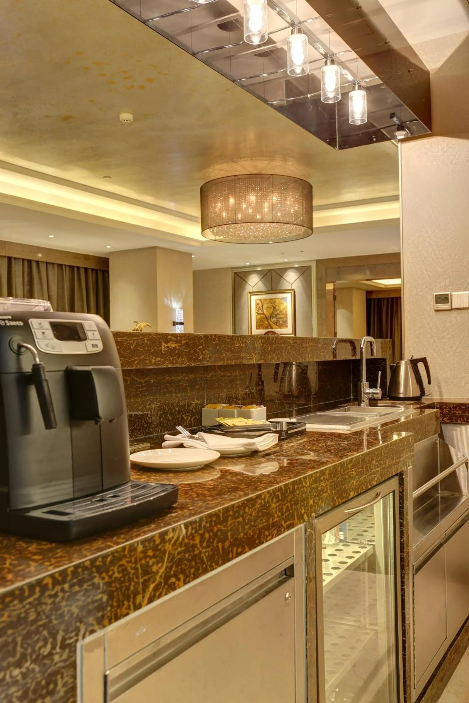 Ramada Plaza Liuzhou Liudong