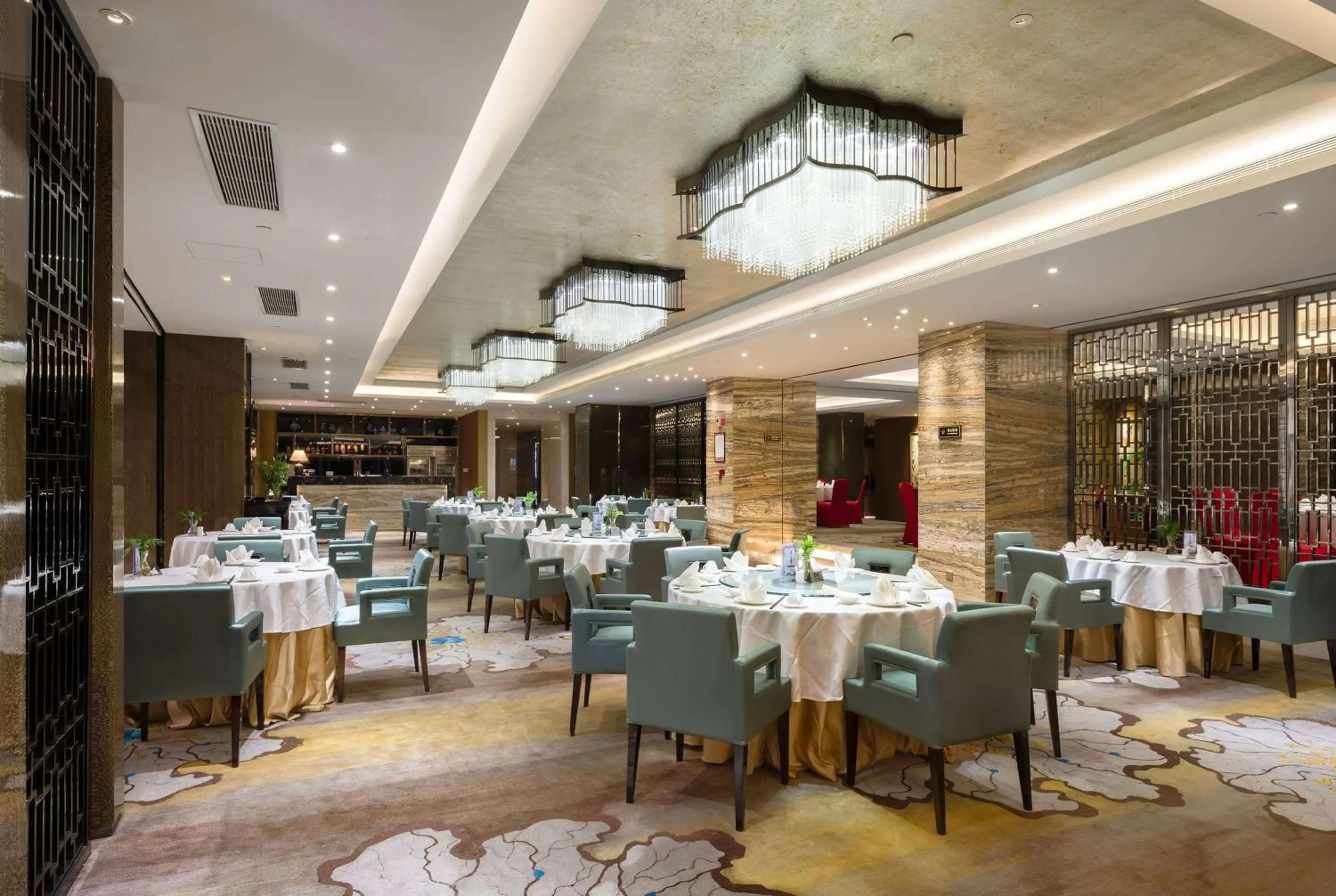 Restaurant/places to eat in Ramada Plaza Liuzhou Liudong