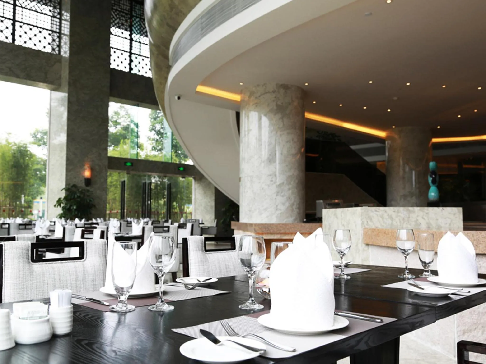 Restaurant/places to eat in Ramada Plaza Liuzhou Liudong