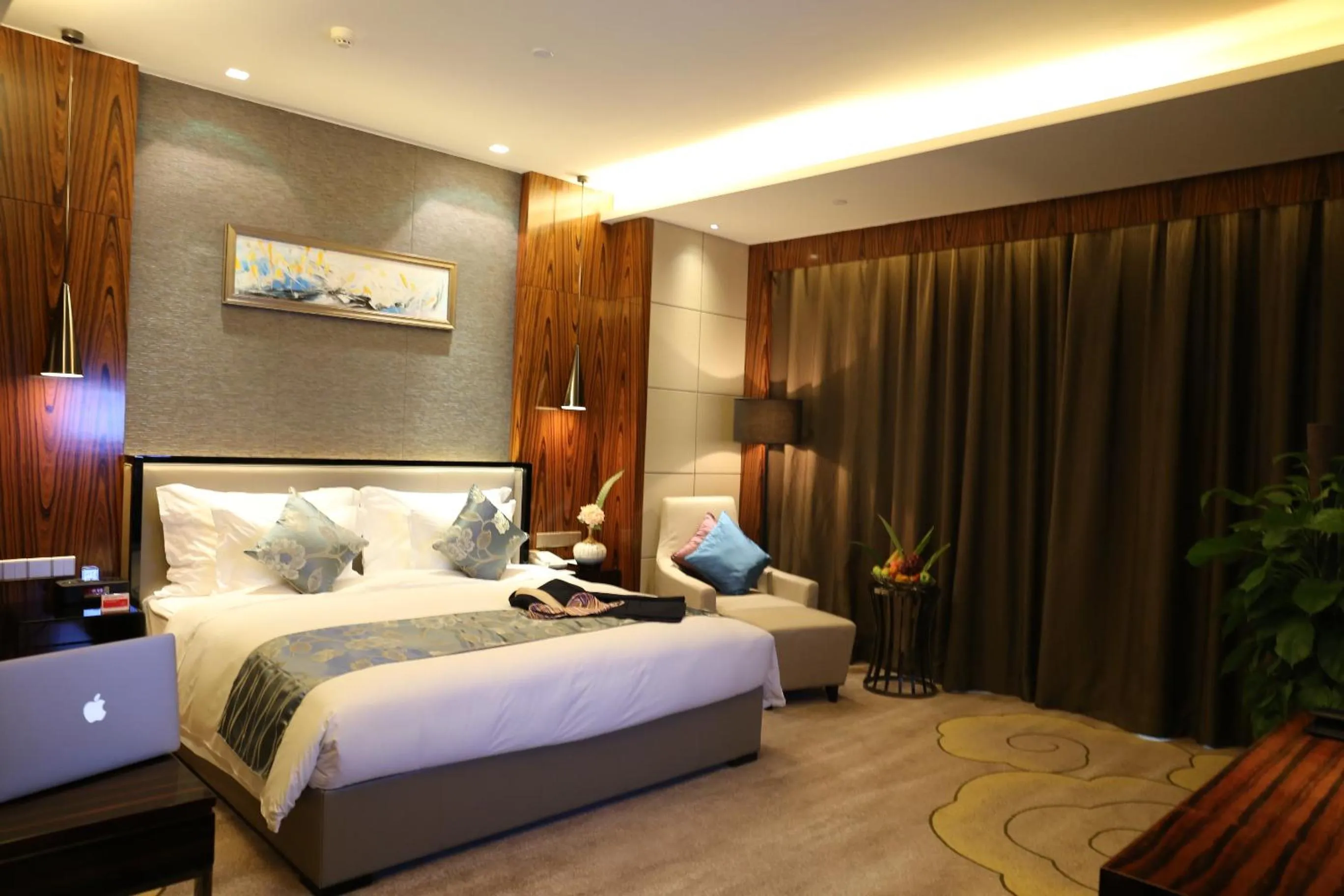 Ramada Plaza Liuzhou Liudong