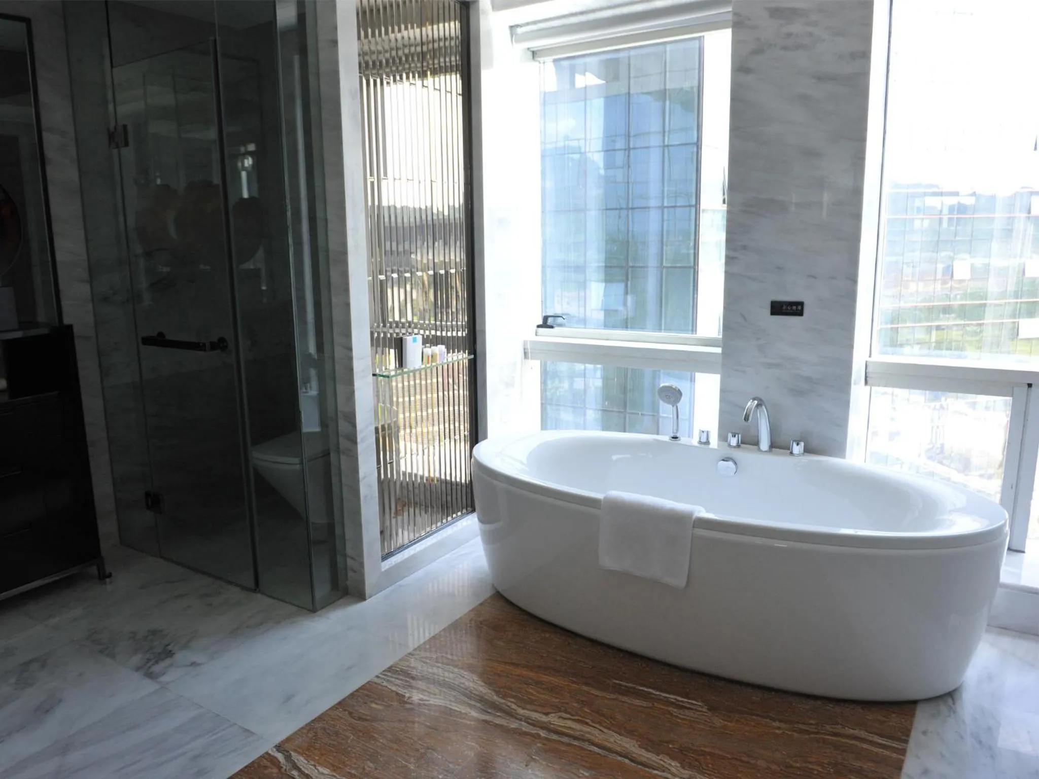 Bathroom in Ramada Plaza Liuzhou Liudong