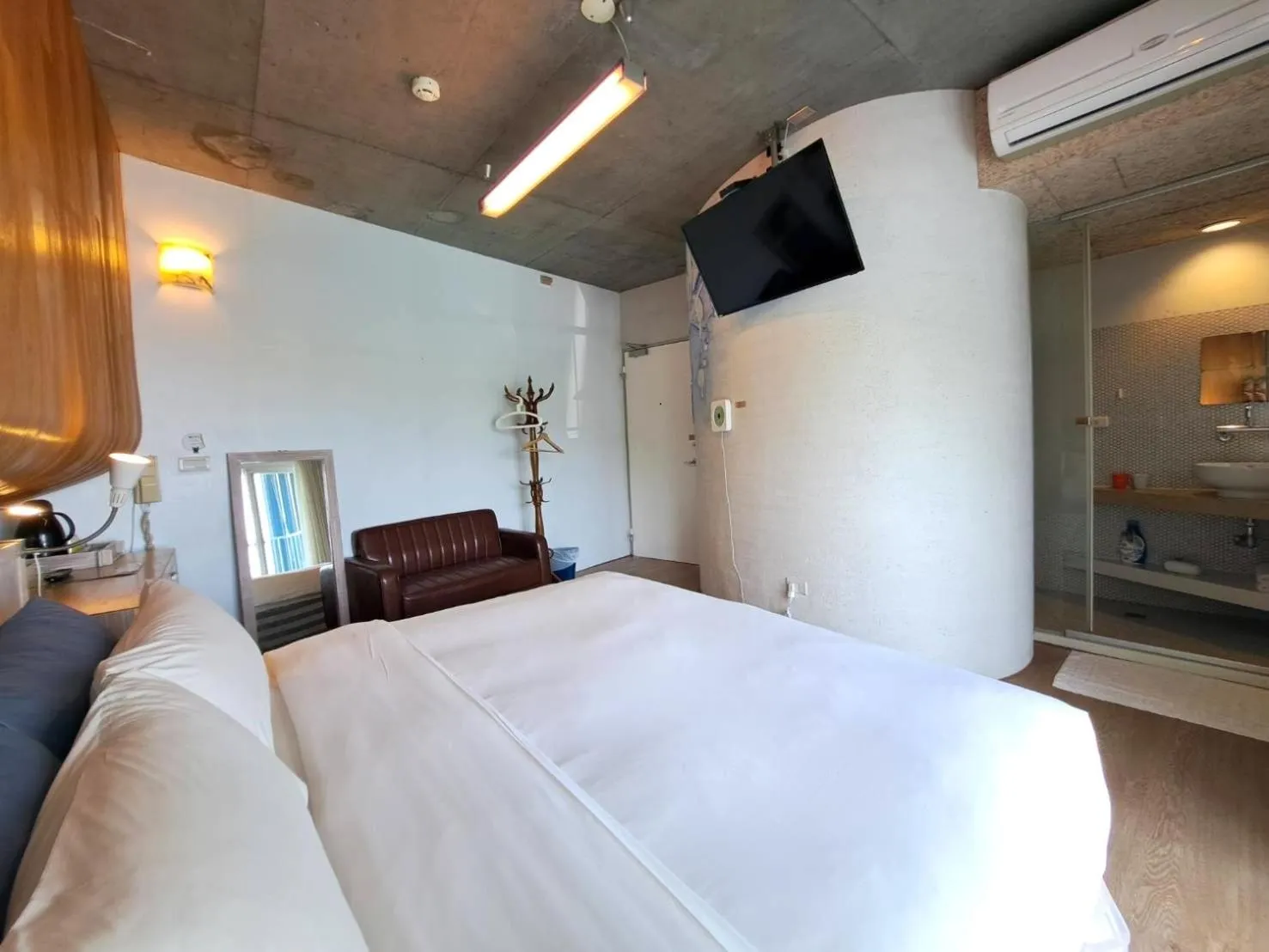 Bed in 墾丁橘月Orange Moon Inn