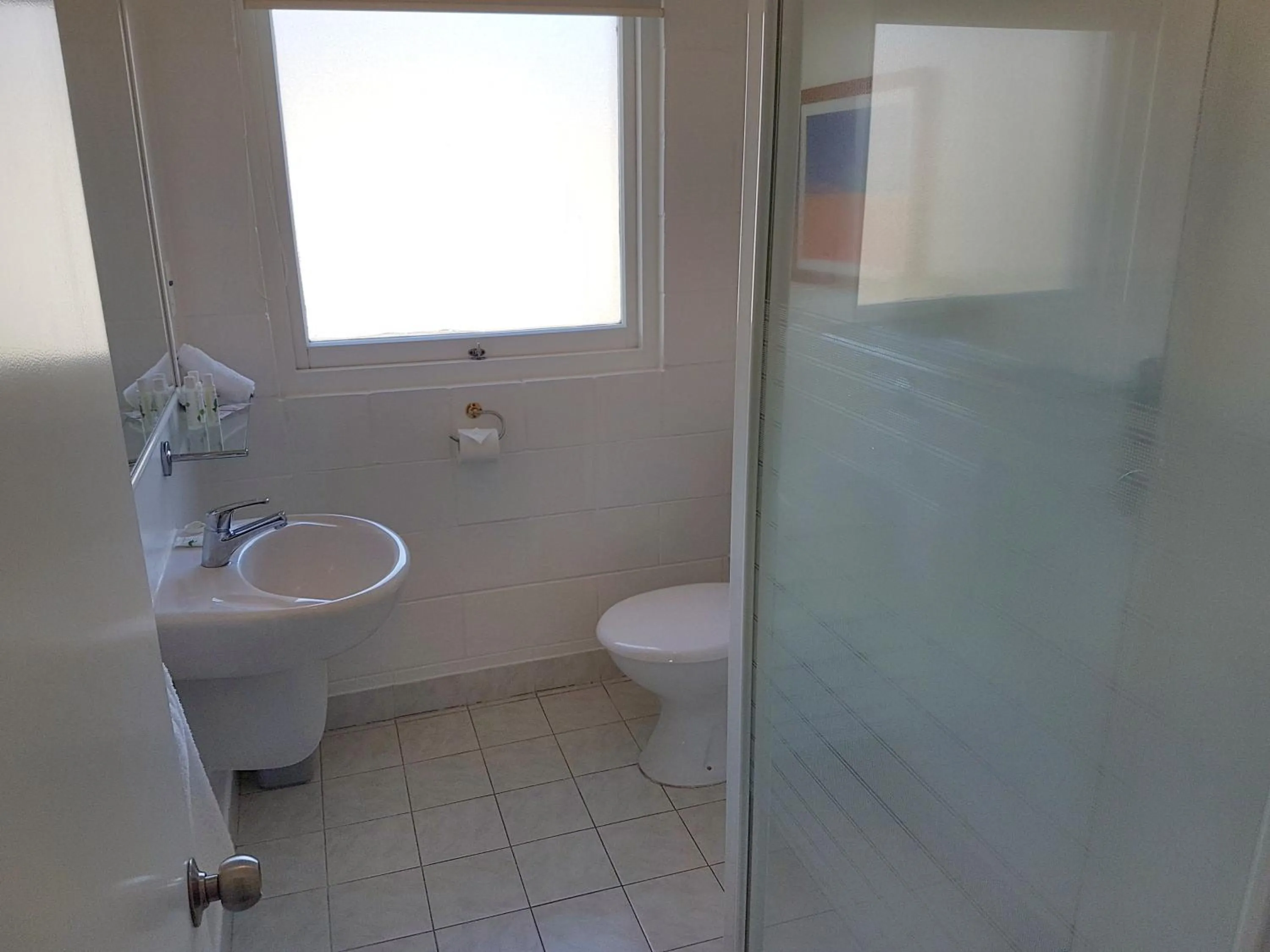 Bathroom in Akaroa Village Inn