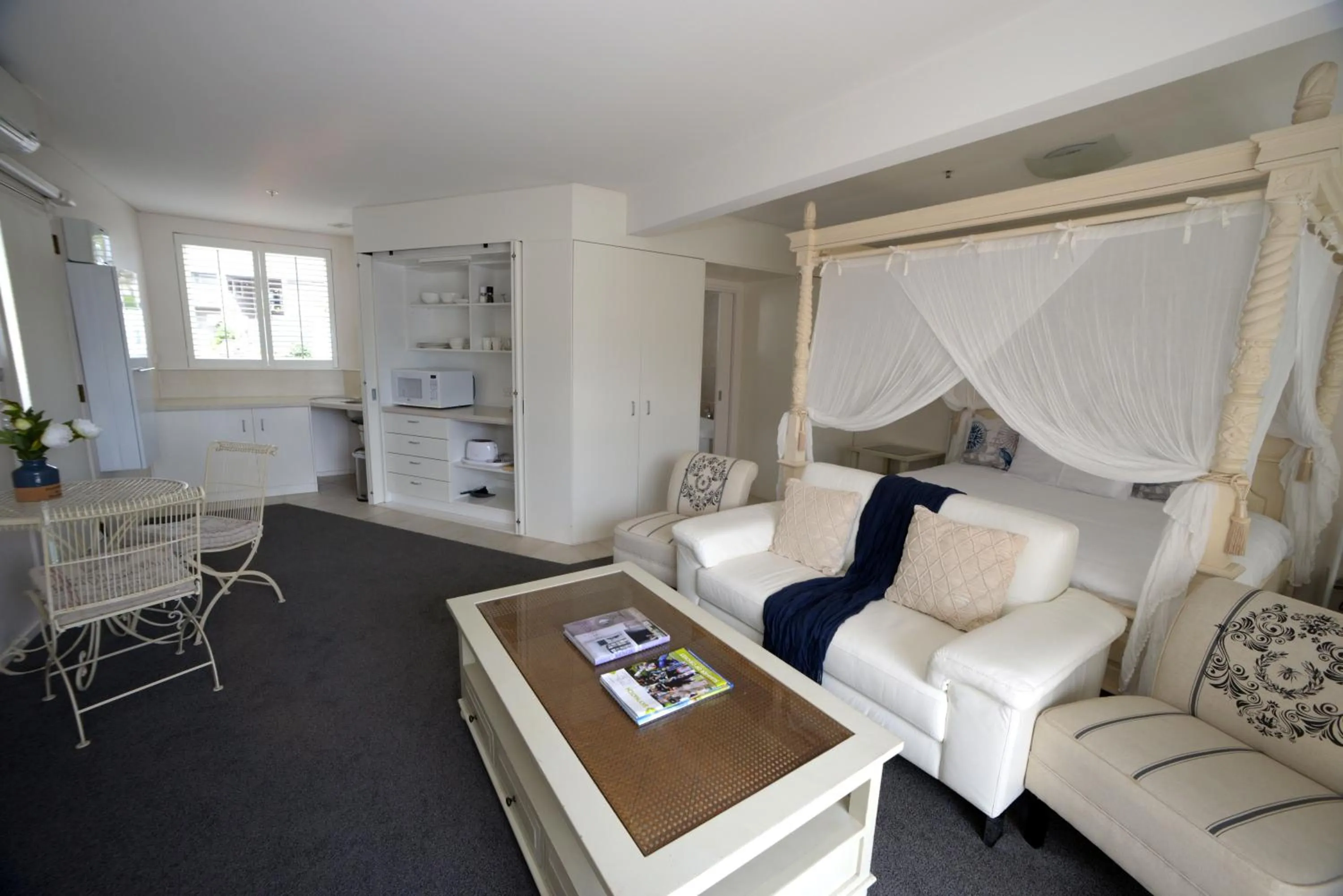 Bedroom in Akaroa Village Inn