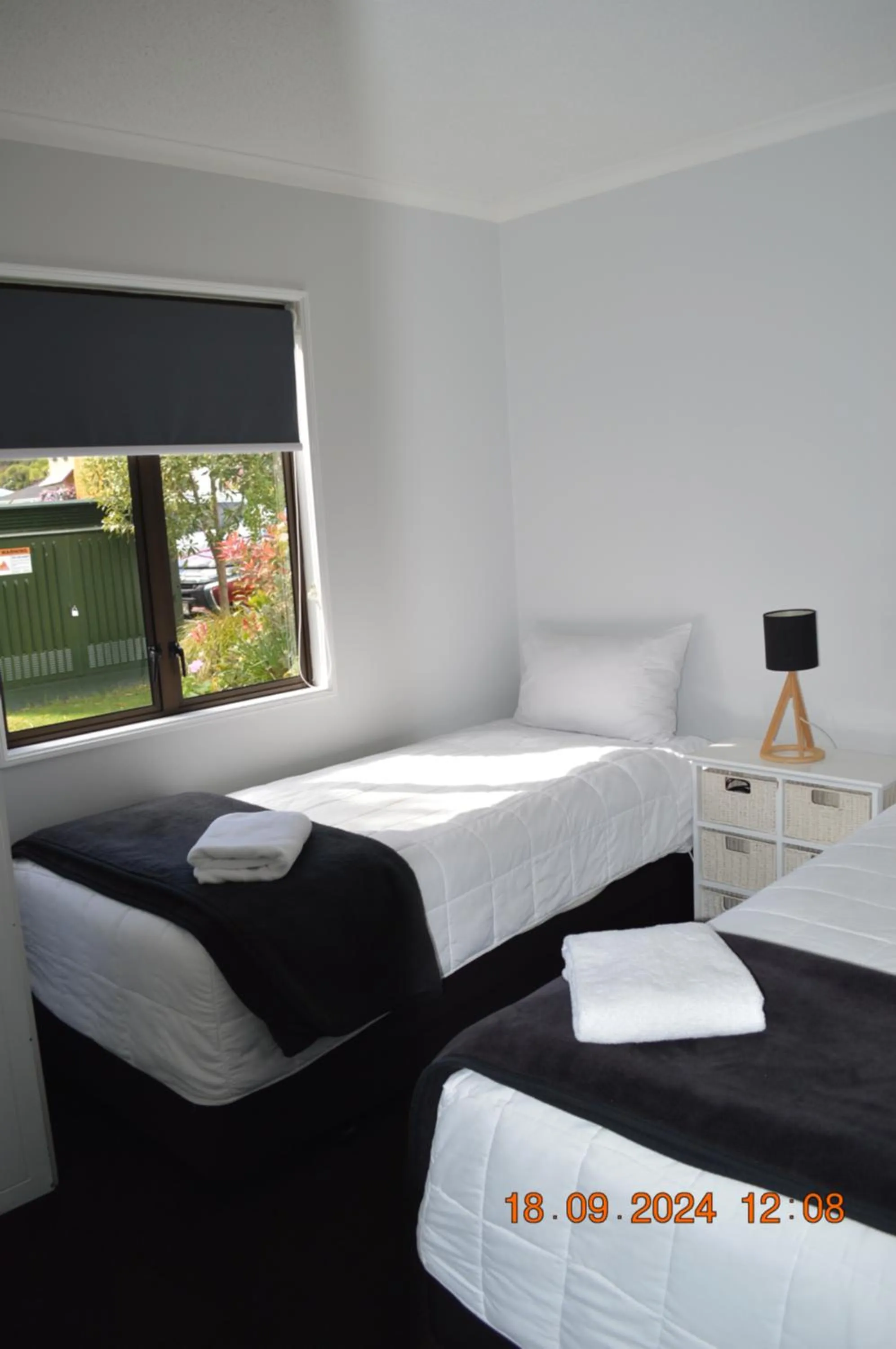 Bed in Akaroa Village Inn