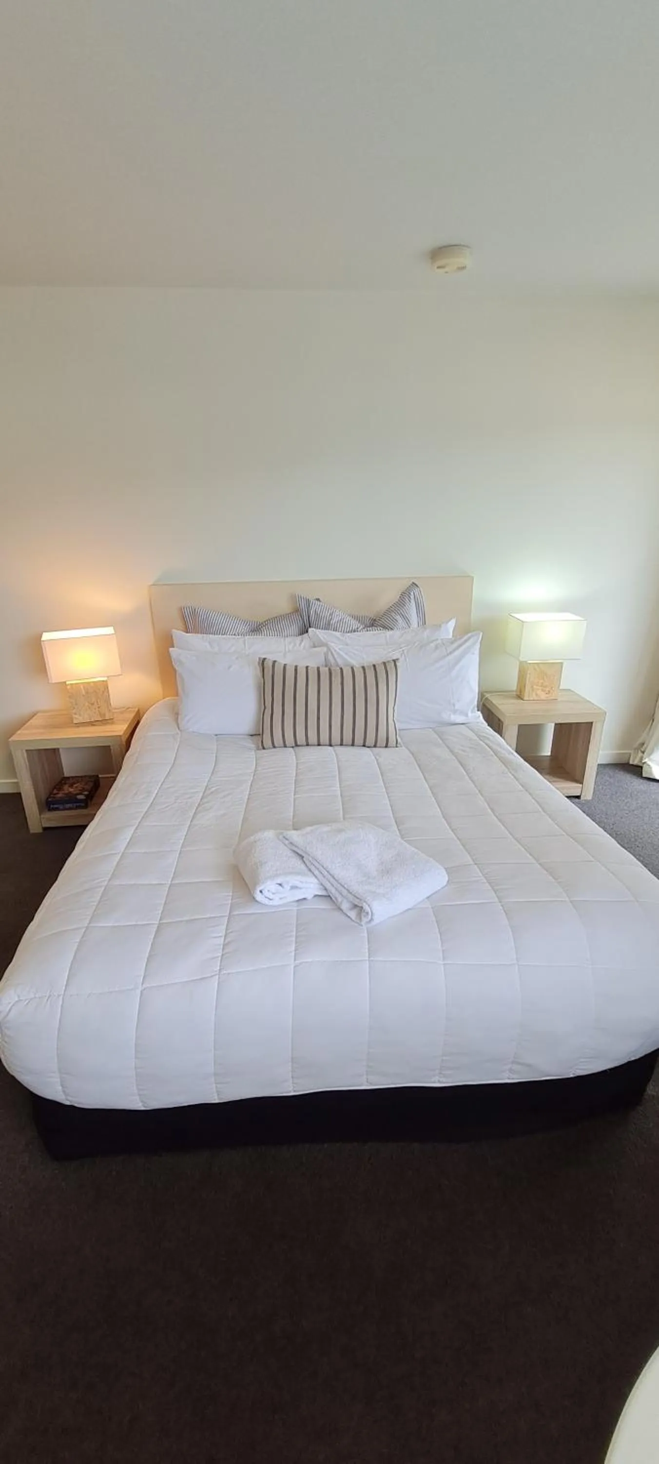 Bed in Akaroa Village Inn